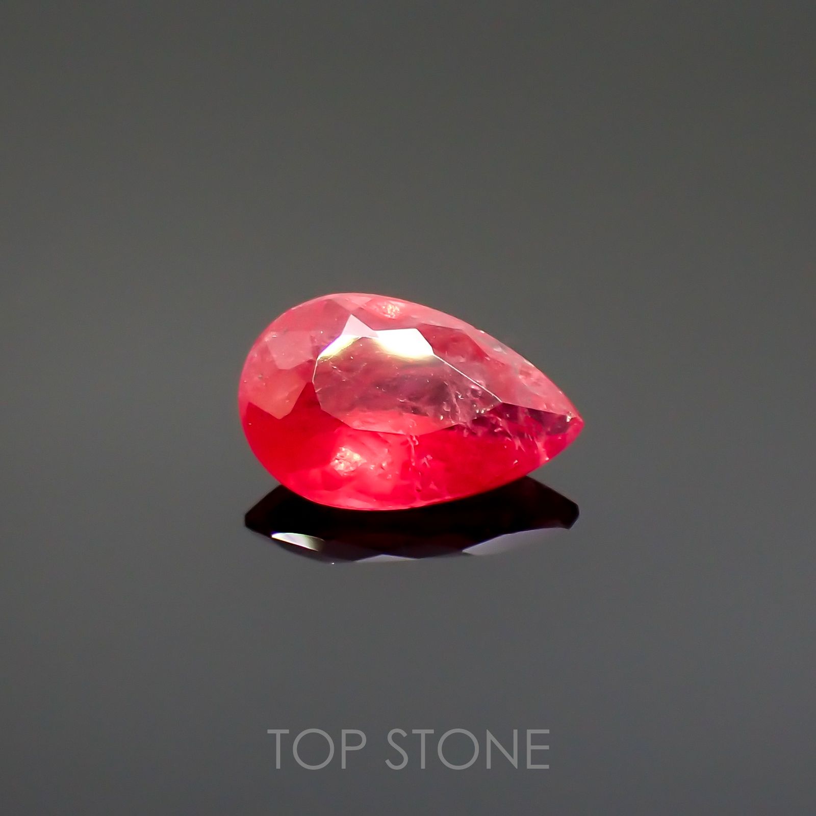 ロードナイト(宝石名ロードナイト)ブラジル産 1.25ct 識別済[220113935]9x5.9mm前後