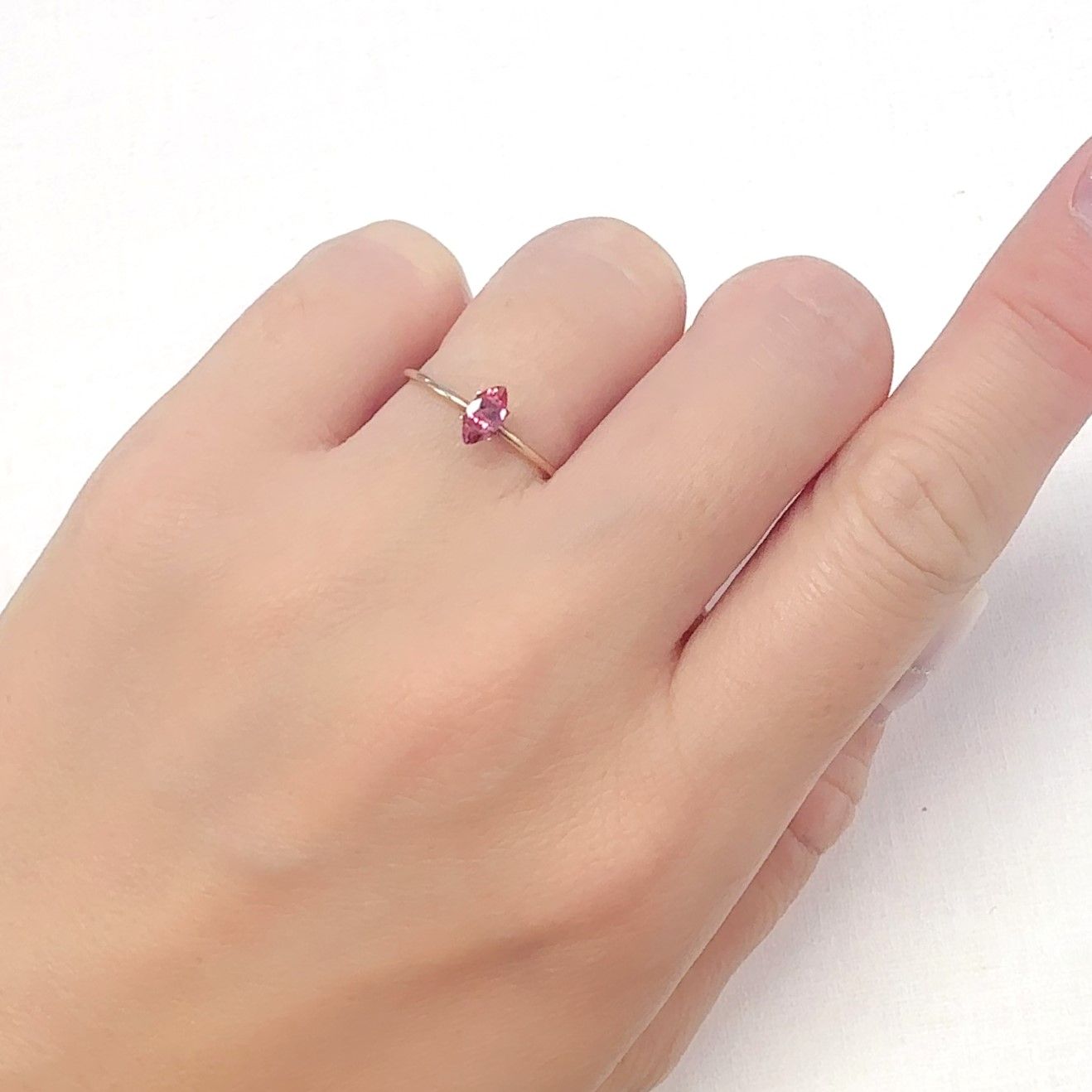 ルベライト ブラジル産 0.23ct[240628081]6x3mm前後