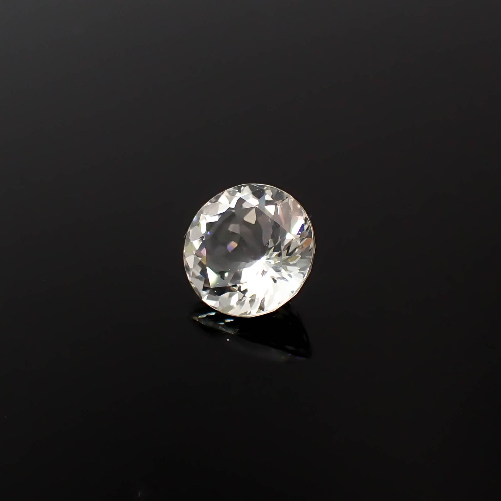オーソクレース(宝石名ホワイト・オーソクレース)パキスタン産 2.73ct 識別済[240627997]9.5x9.5mm前後