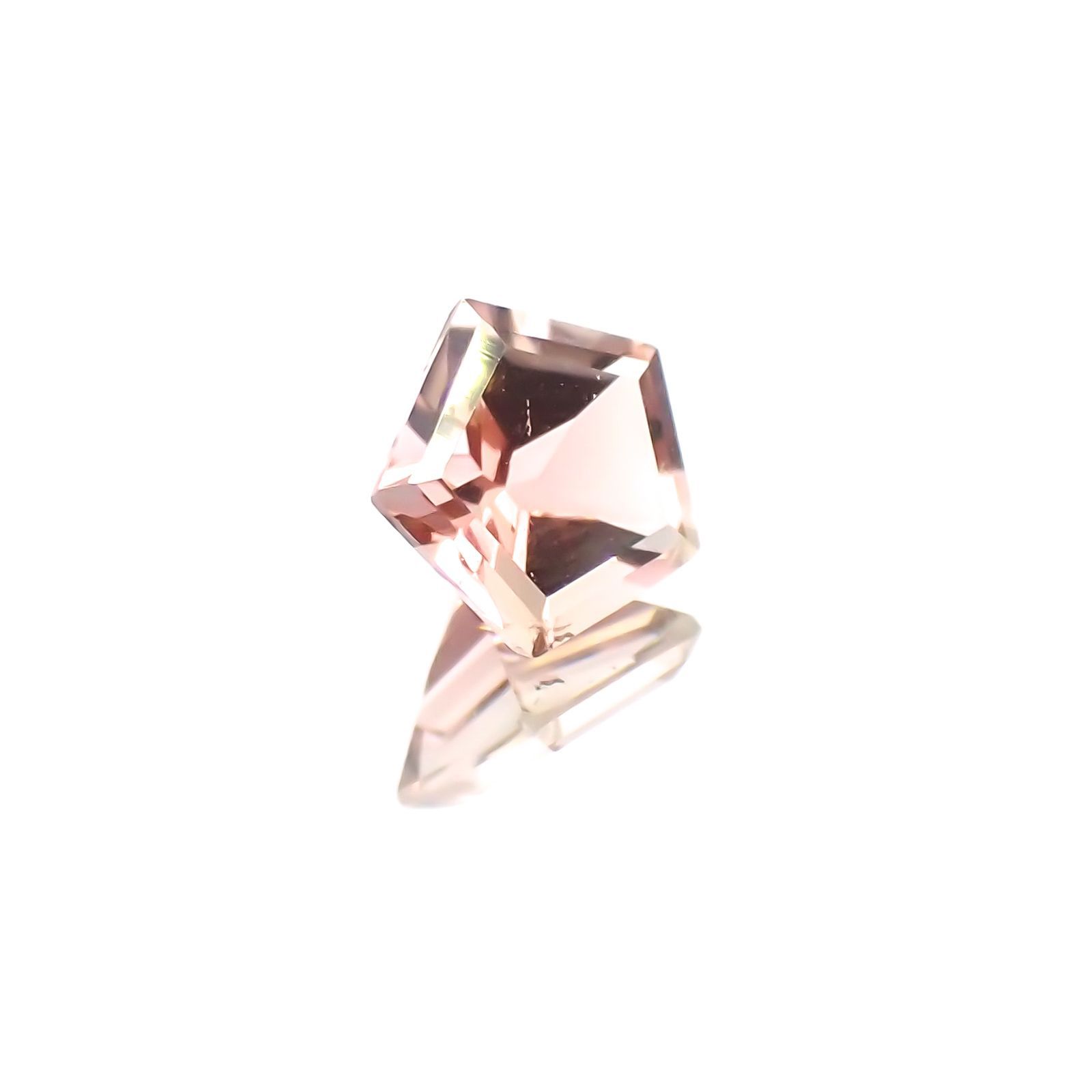 ◇ペンタゴンカット◇ピンクトルマリン SA(宝石名トルマリン)ブラジル産 0.40ct 識別済[231124221]5.1x5.1mm前後