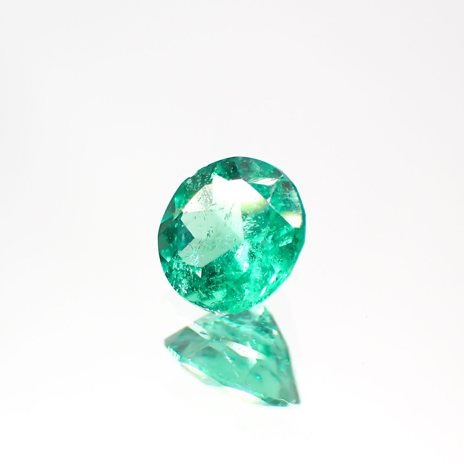 エメラルド(宝石名エメラルド) コロンビア産 0.293ct ソ付(彩珠)[211013170]4.5×4.5mm前後