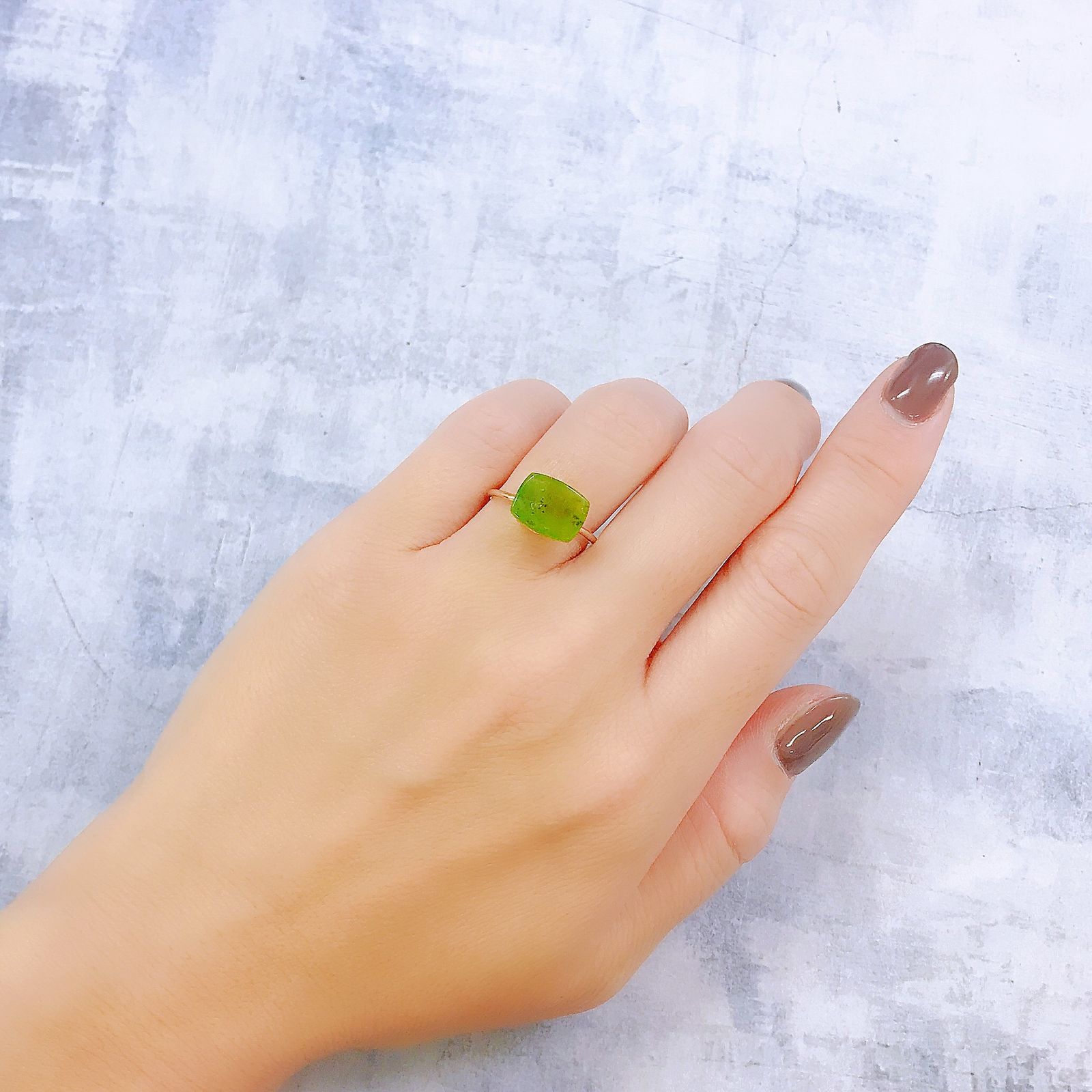 グリーンオパール ブラジル・アマゾン産 2.76ct[220917906]10.7x8.3mm前後