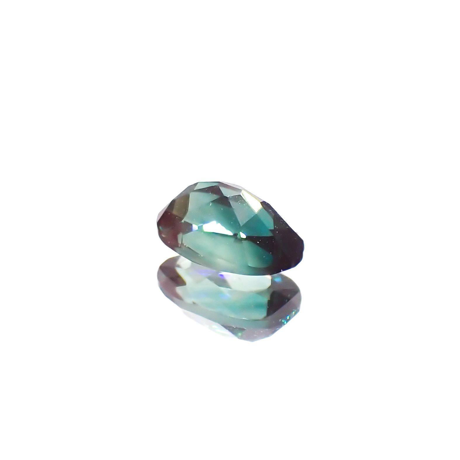 カラーチェンジアンデシン モンゴル産 0.41ct[240226321]5.9x3.9mm前後
