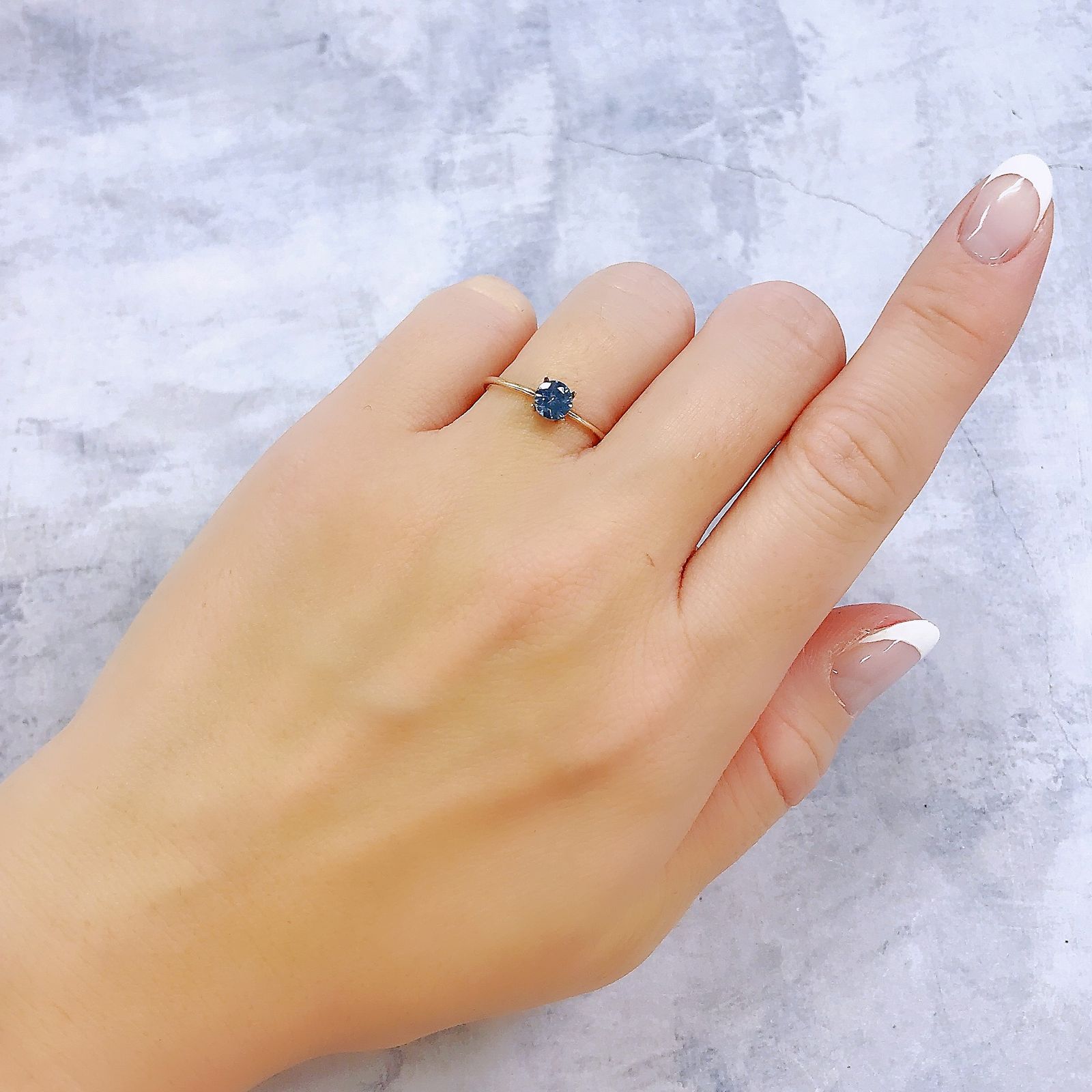 モンタナサファイア アメリカ・モンタナ州産 0.58ct[221219532]4.9x4.9mm前後