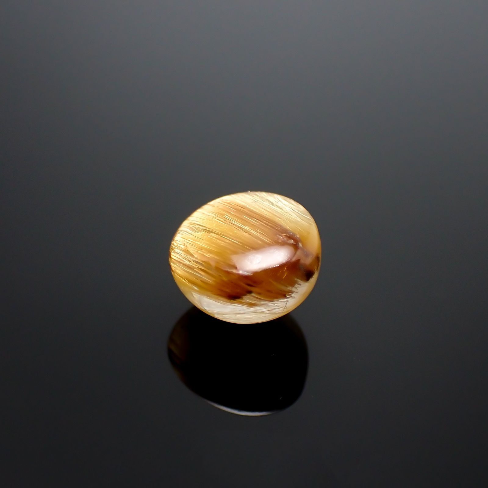 ルチルクォーツ(宝石名ルチルレイテッド・クォーツ) ブラジル産 識別済 2.31ct / 7.8×7.5mm前後 [251013308]