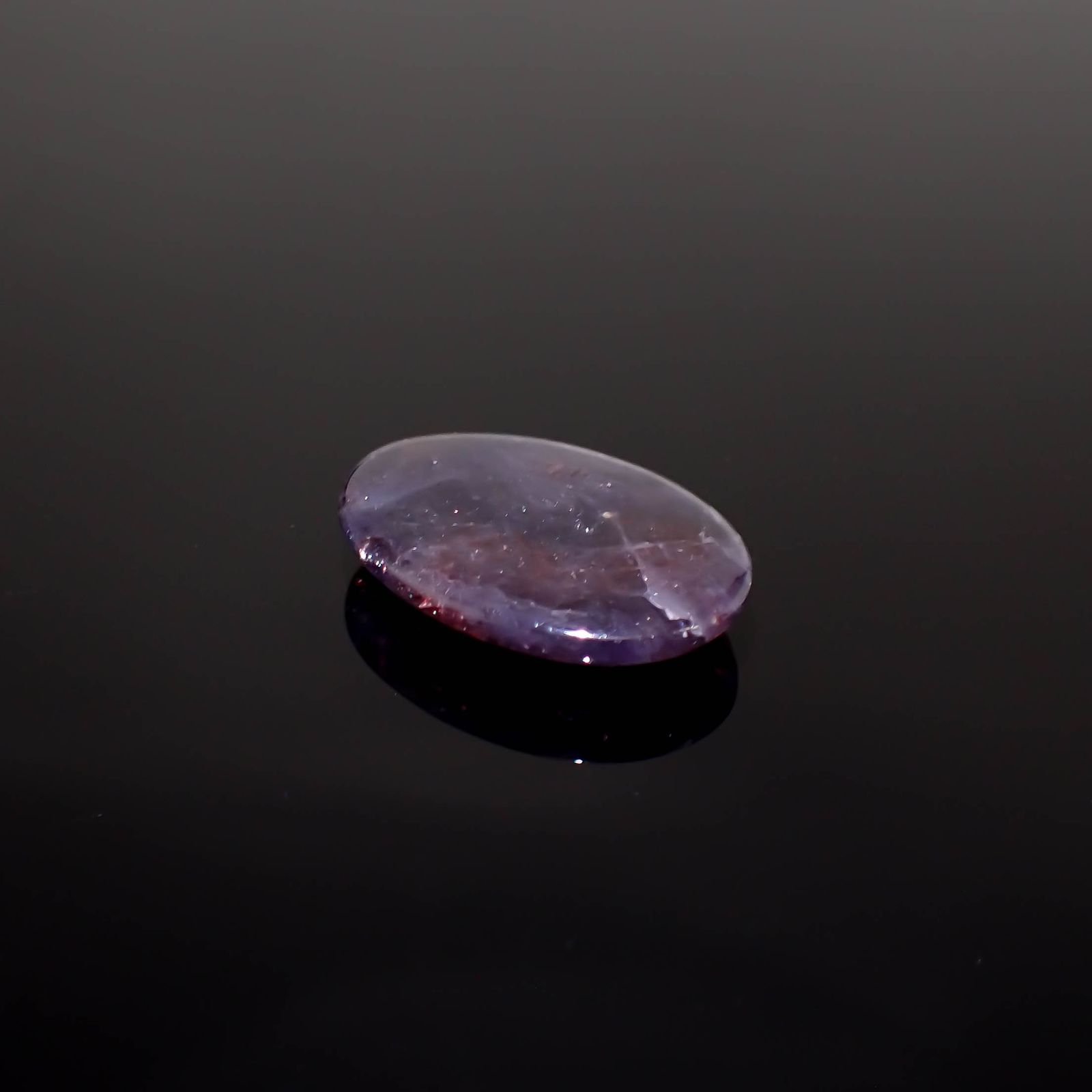 ブラッドショットアイオライト インド産 21.76ct[230622521]26.9x18.6mm前後