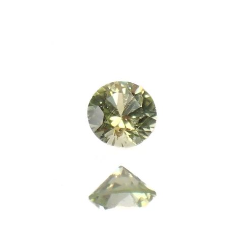 パラサイティックペリドット(宝石名ペリドット)採取地：ロシア 0.038ct 識別済[220616244]2.1x2.1mm前後