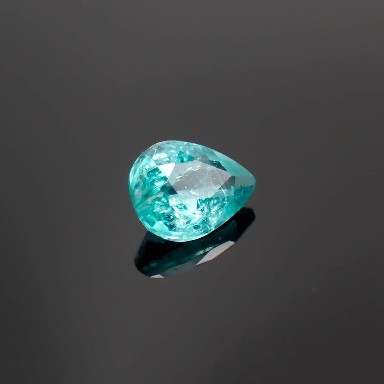 パライバトルマリン(宝石名トルマリン/別名パライバ・トルマリン)ブラジル・キントス鉱山産 0.33ct 識別済[221018754]5.3x4mm前後