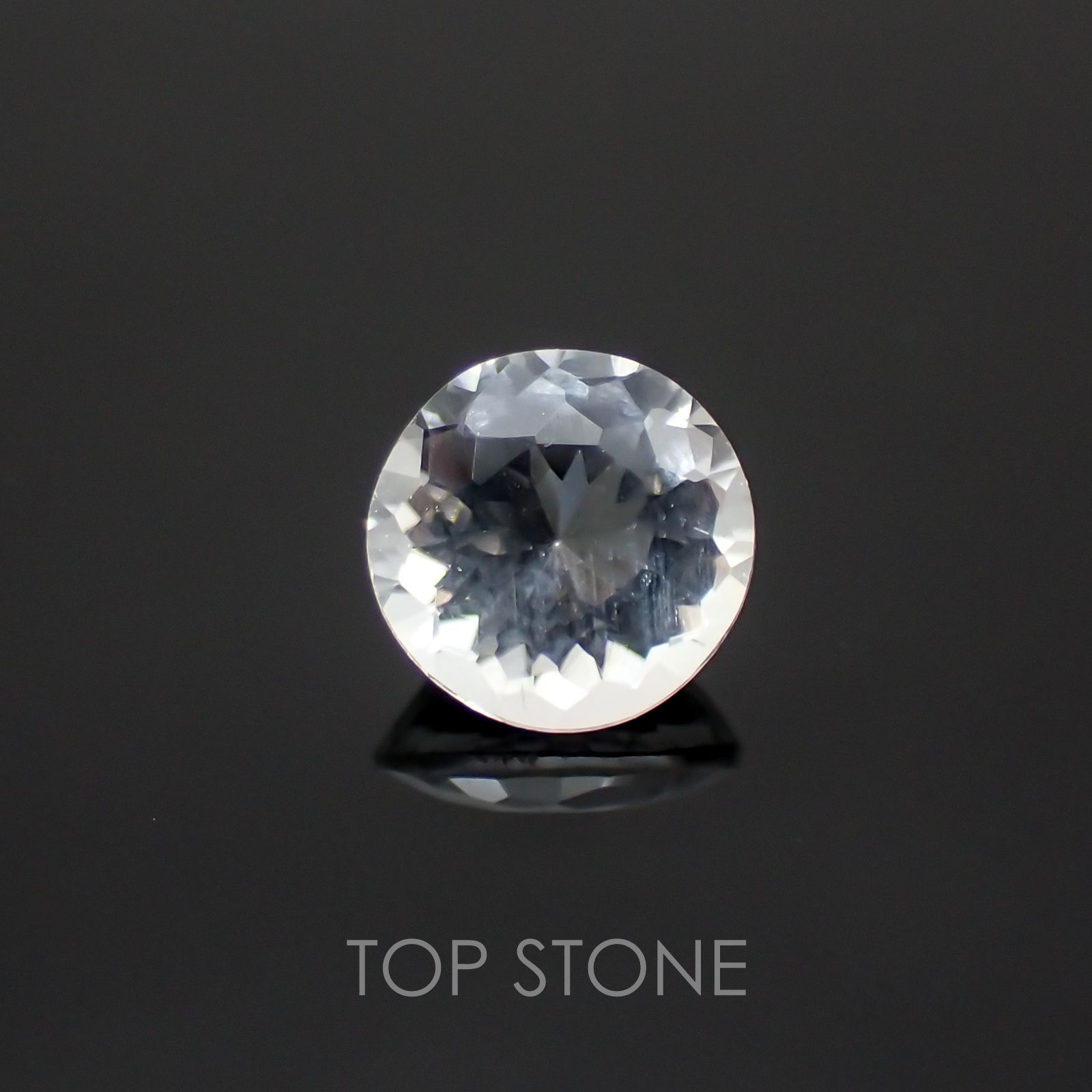 テネブレッセンススキャポライト アフガニスタン産 ルース 0.45ct[21029804]5.2×5.2mm前後