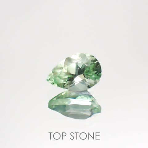 バナジウムコーネルピン(宝石名コーネルピン)タンザニア・タンガ州産 1.02ct 識別済[220716902]7.6x5.1mm前後