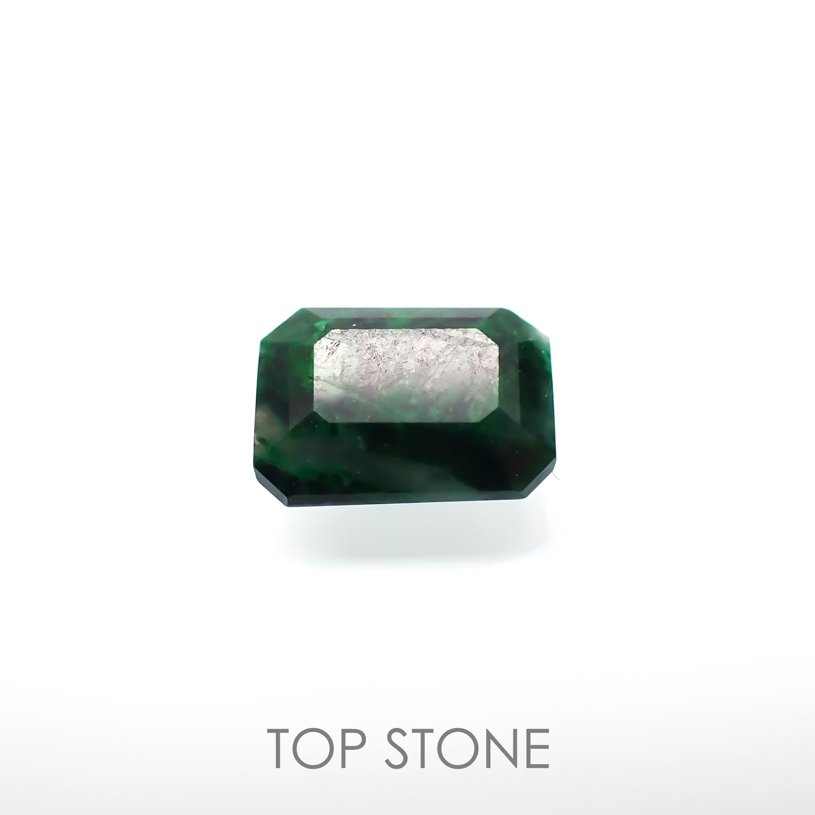 モーシッシ ビルマ産 1.35ct[220918041]8x6mm前後
