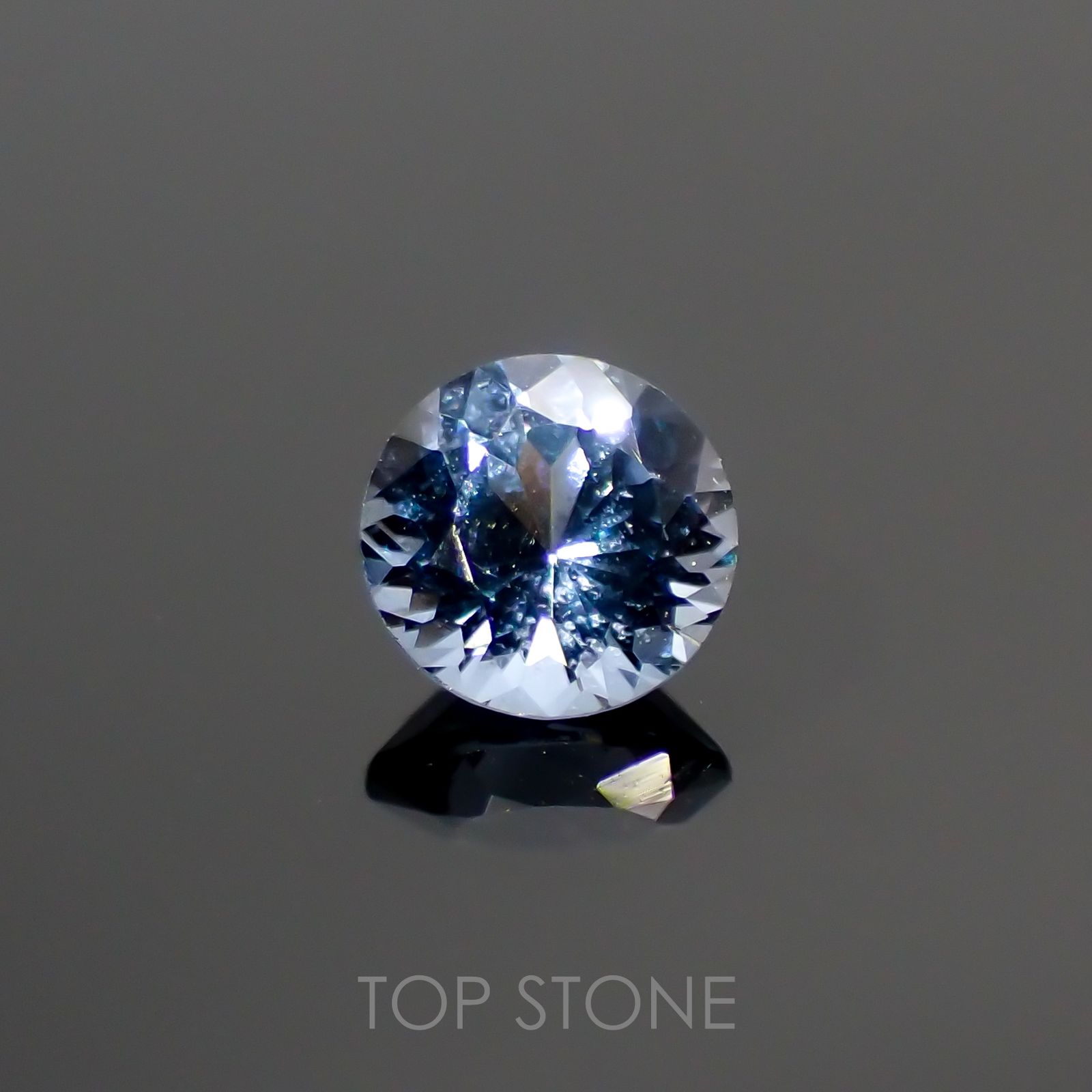 グレイッシュブルースピネル ビルマ産 ルース 0.38ct[210913140]4.4×4.4mm前後
