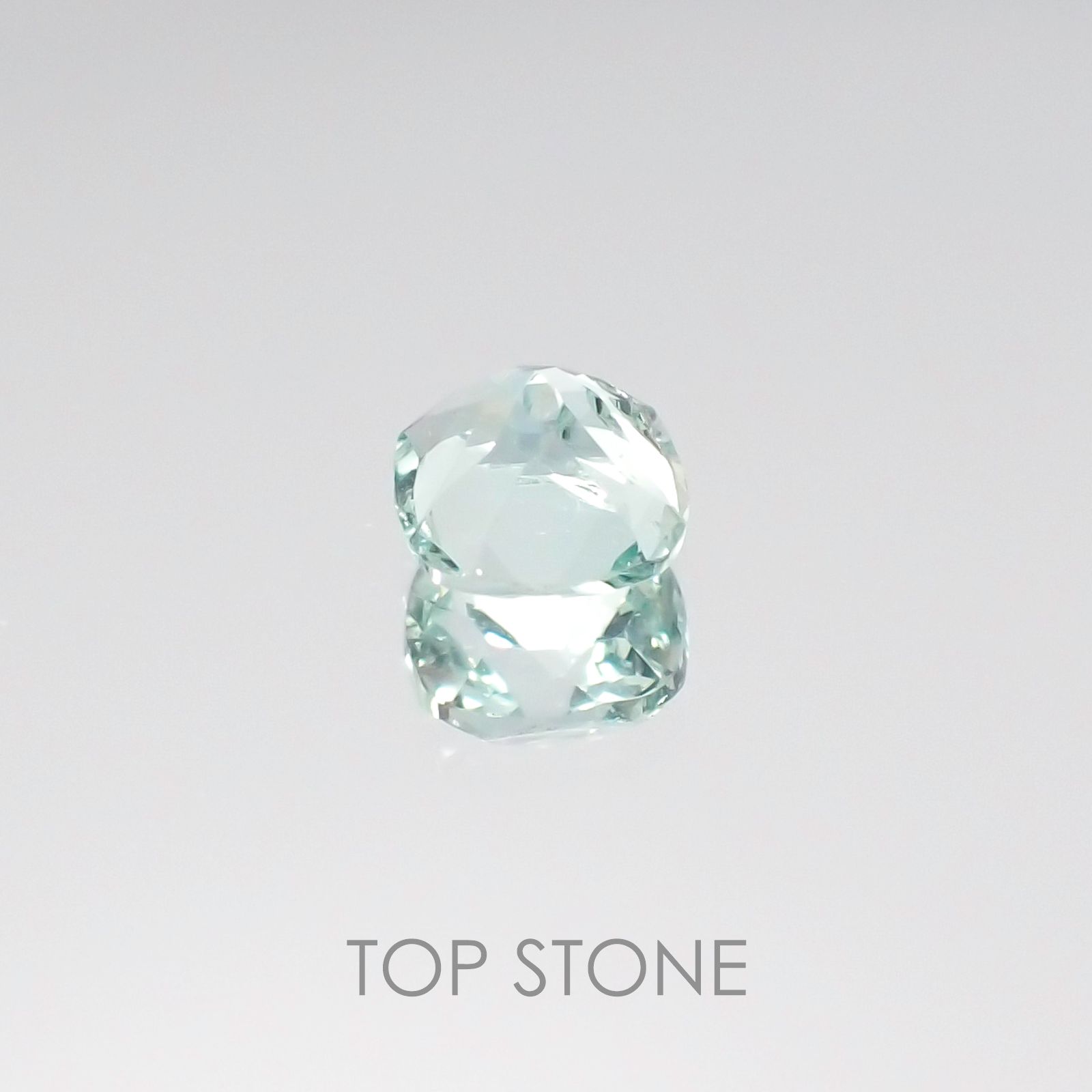 ミントベリル(宝石名グリーン・ベリル) ブラジル産 0.28ct 識別済[20106776]4×4mm前後