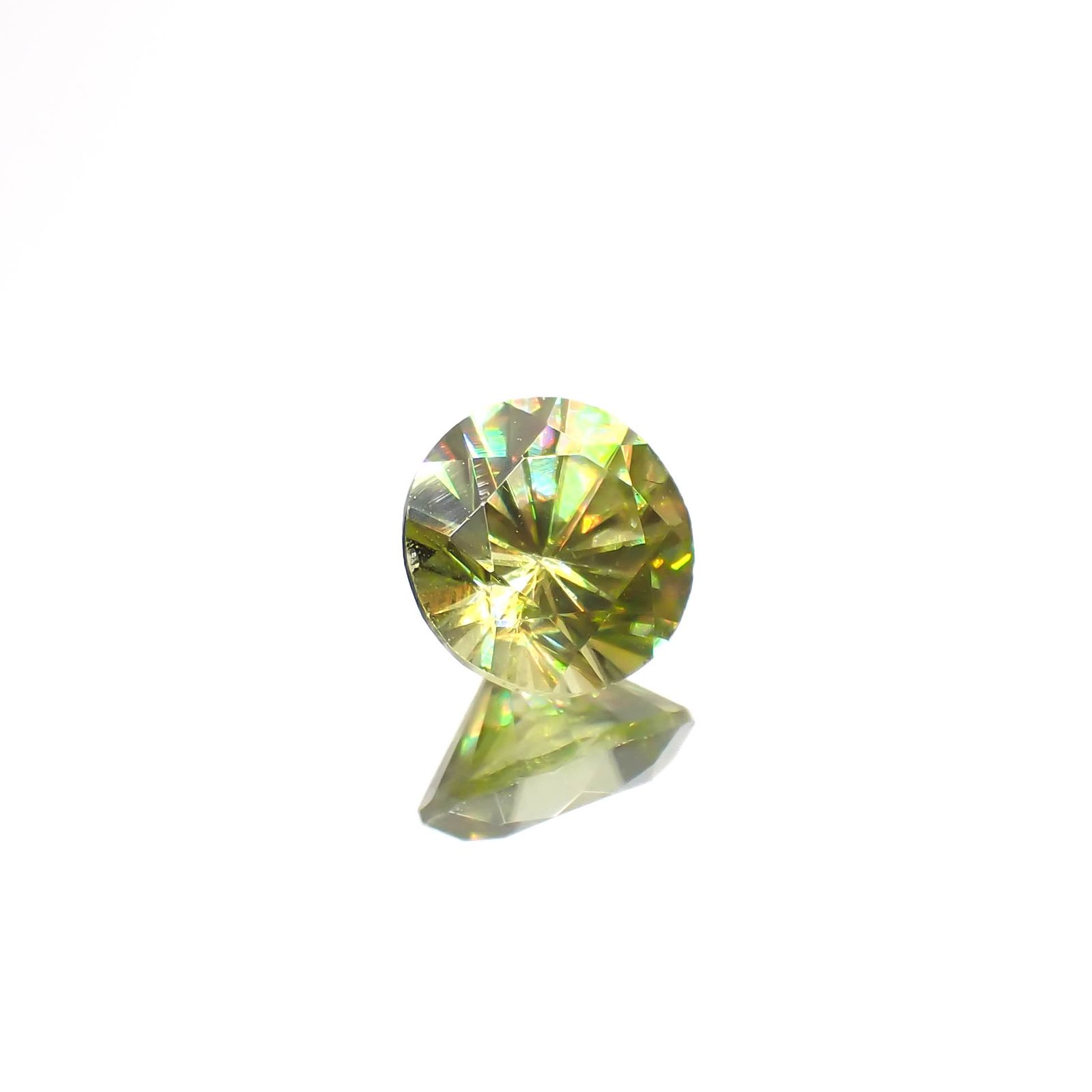スフェーン(宝石名スフェーン)マダガスカル産 0.883ct ソ付(彩珠)[230522232]5.9x5.9mm前後