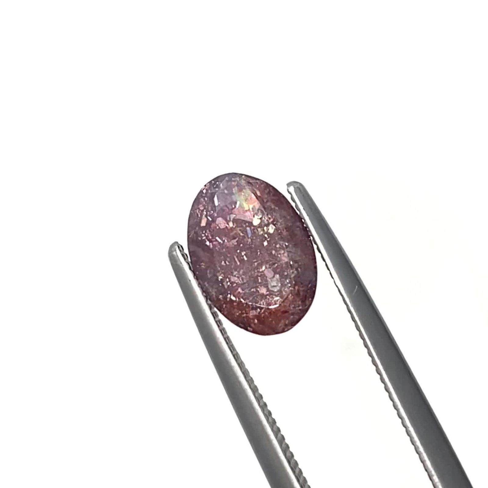 ブラッドショットアイオライト インド産 1.41ct / 8.8x6.3mm前後