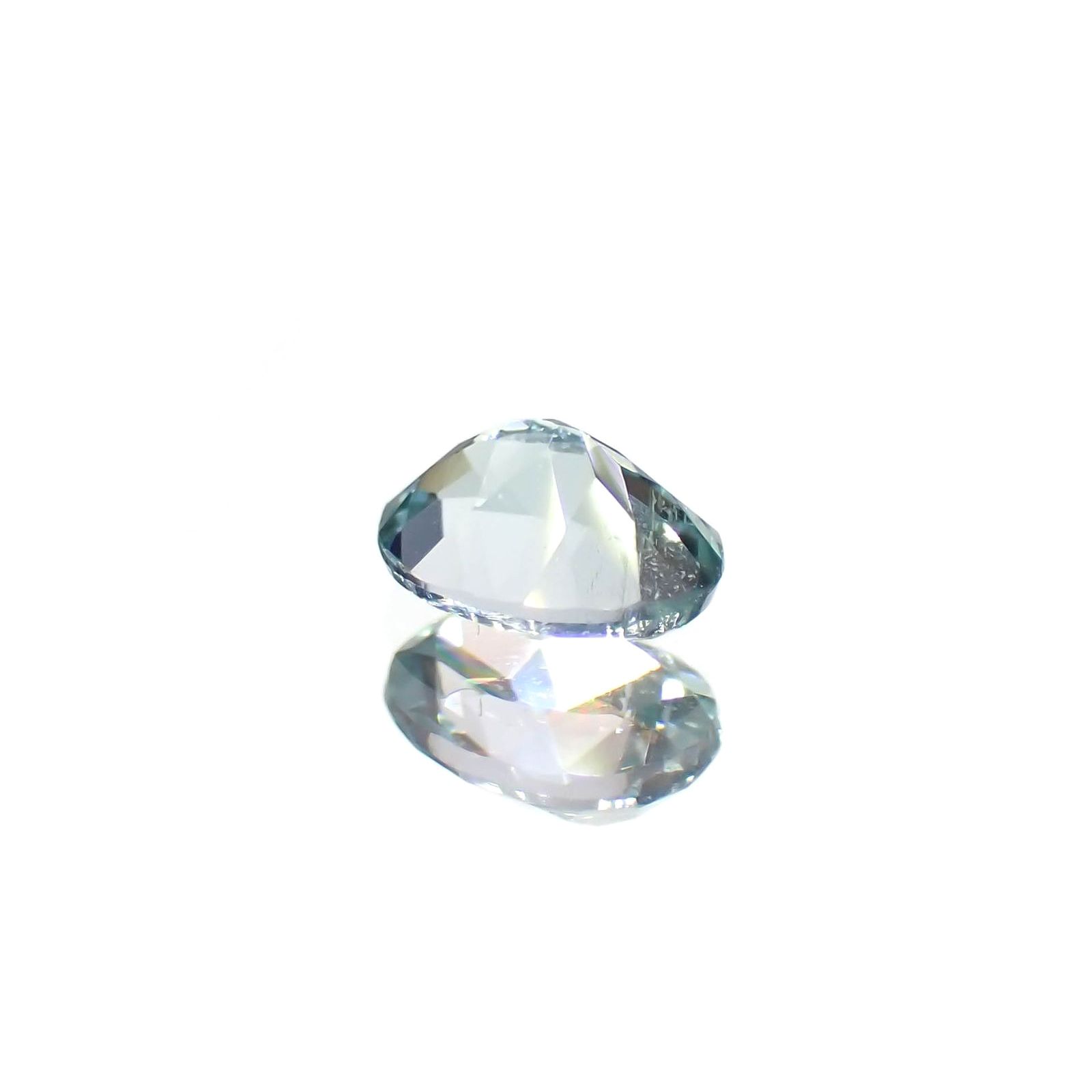 ブルーグリーンコーネルピン(宝石名コーネルピン)タンザニア産 識別済 0.17ct / 3.9x3mm前後 [251021864]