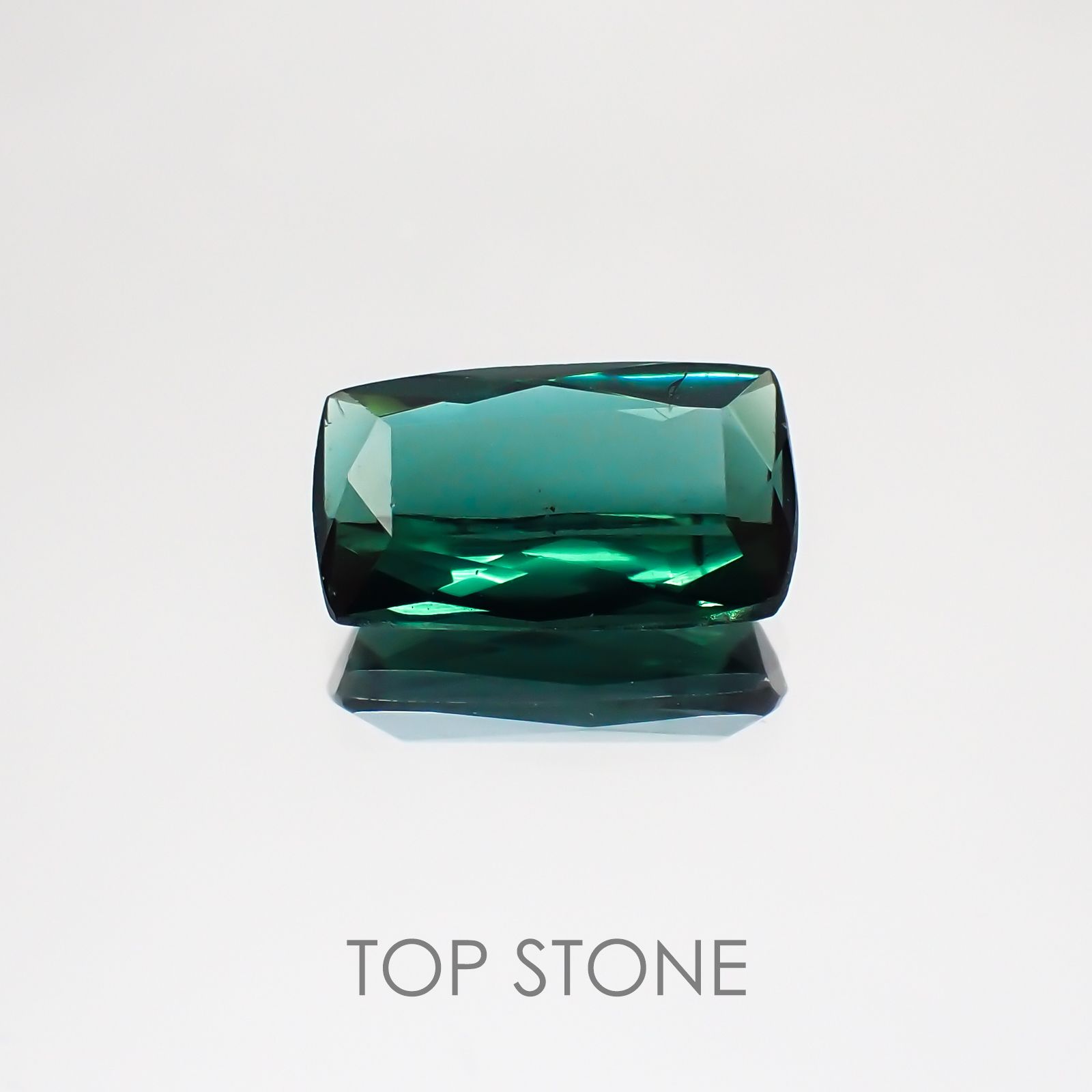 グリーントルマリン ブラジル産 ルース 1.48ct[20021966]9.6×5.5mm前後