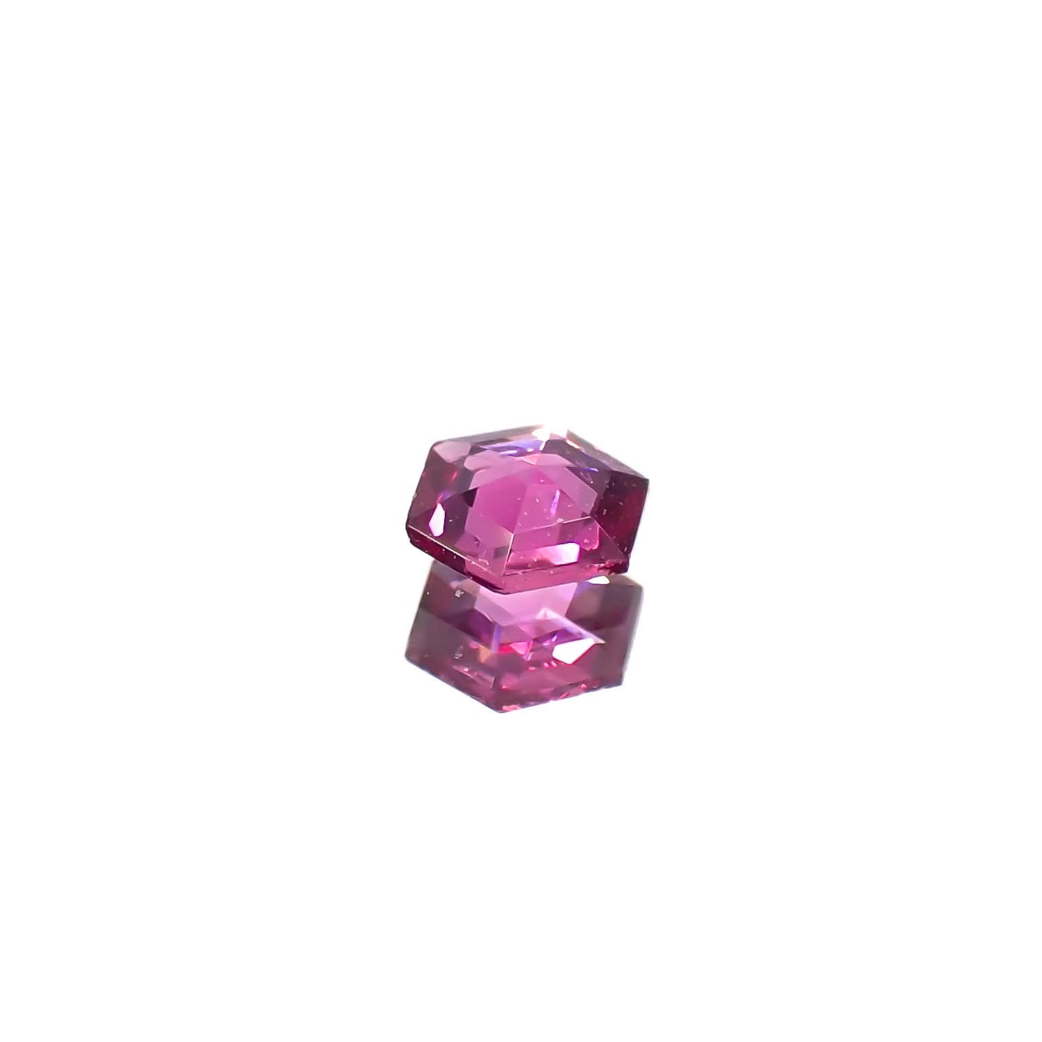 ◇ヘキサゴンカット◇ルビー 非加熱 モザンビーク産 0.12ct[240427103]3x3mm前後