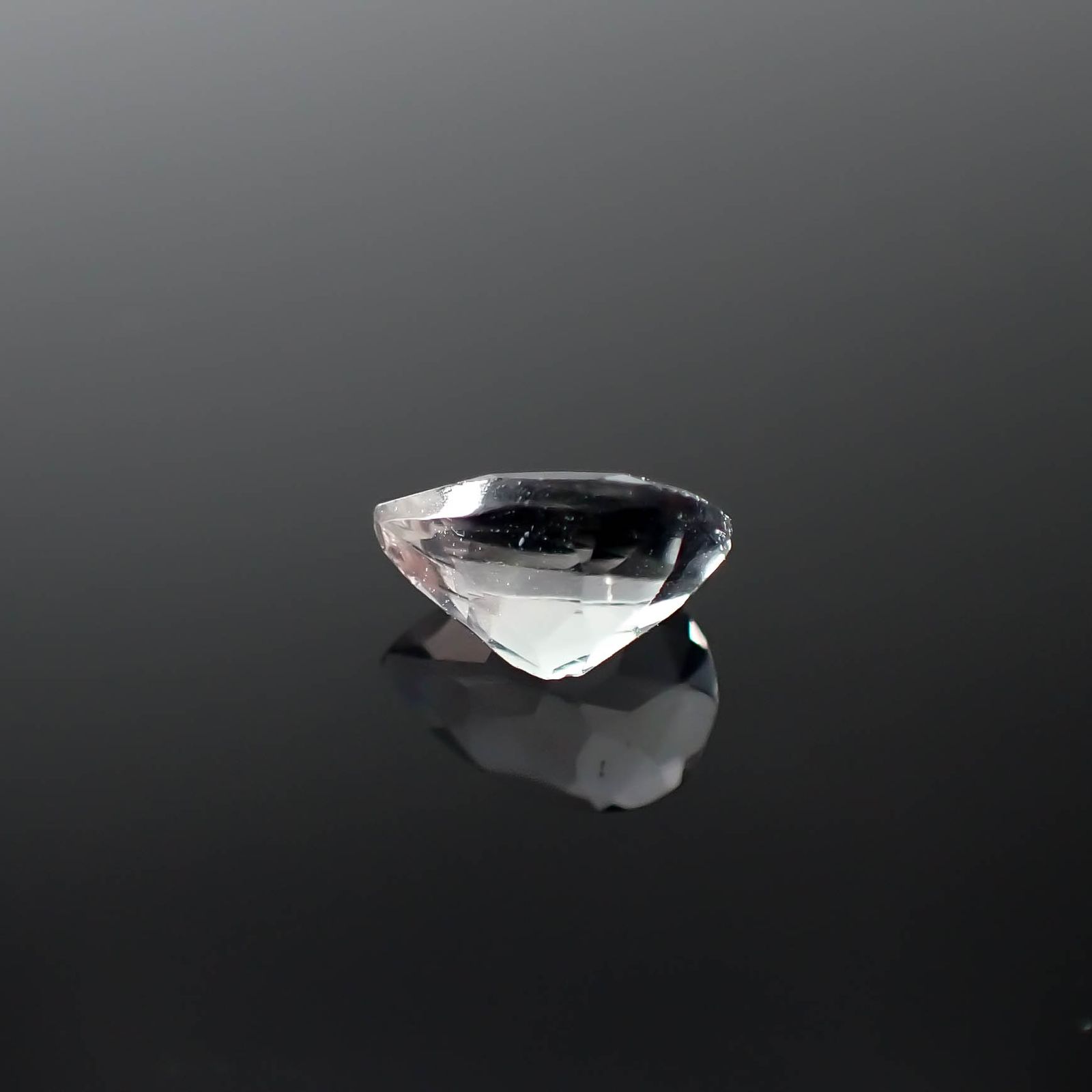 フローライト フルオレッセンス イギリス・ロジャリー鉱山産 1.02ct[240326598]7.7x5.4mm前後