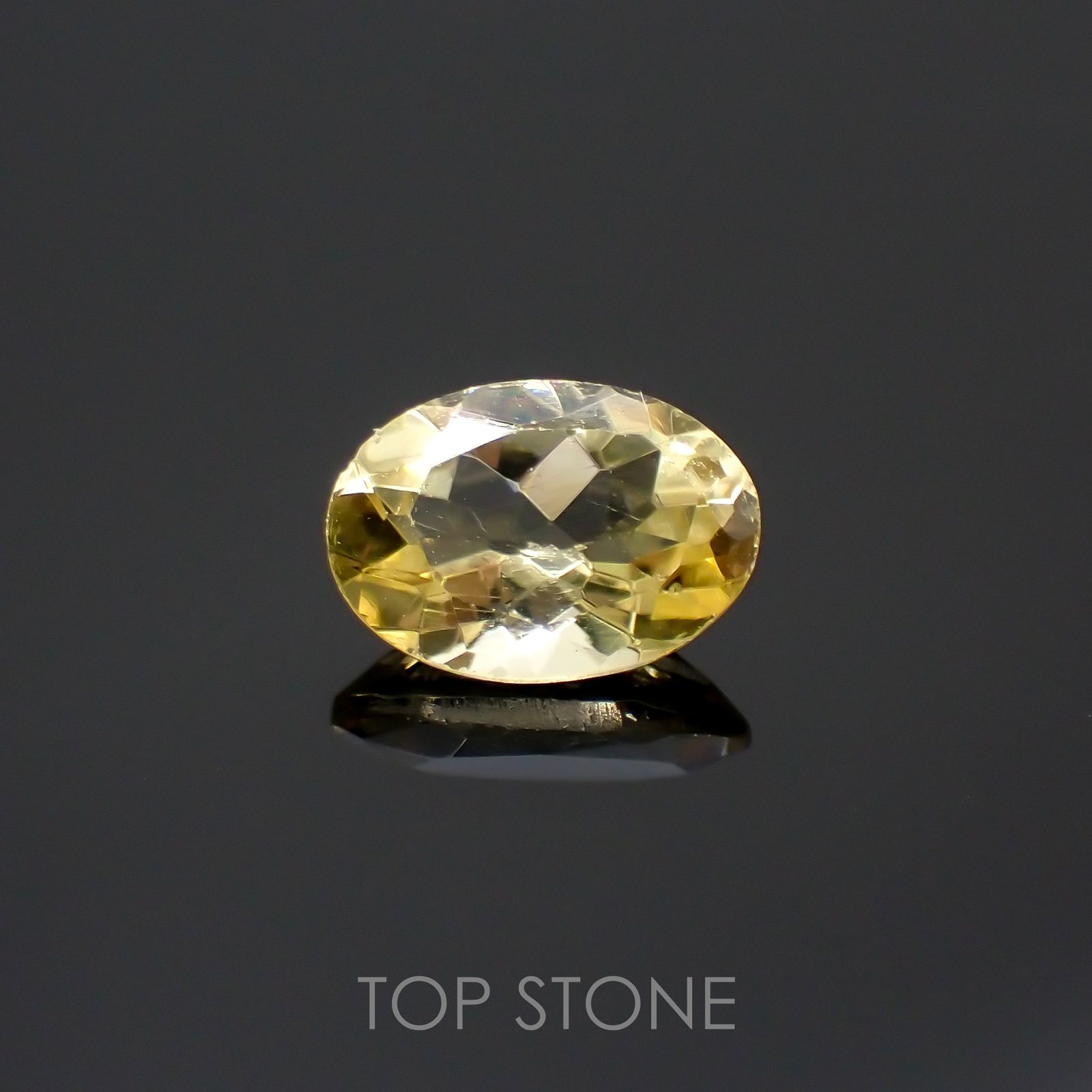 レモンイエローアパタイト(宝石名アパタイト) メキシコ産 0.74ct 識別済[211013233]7×5mm前後