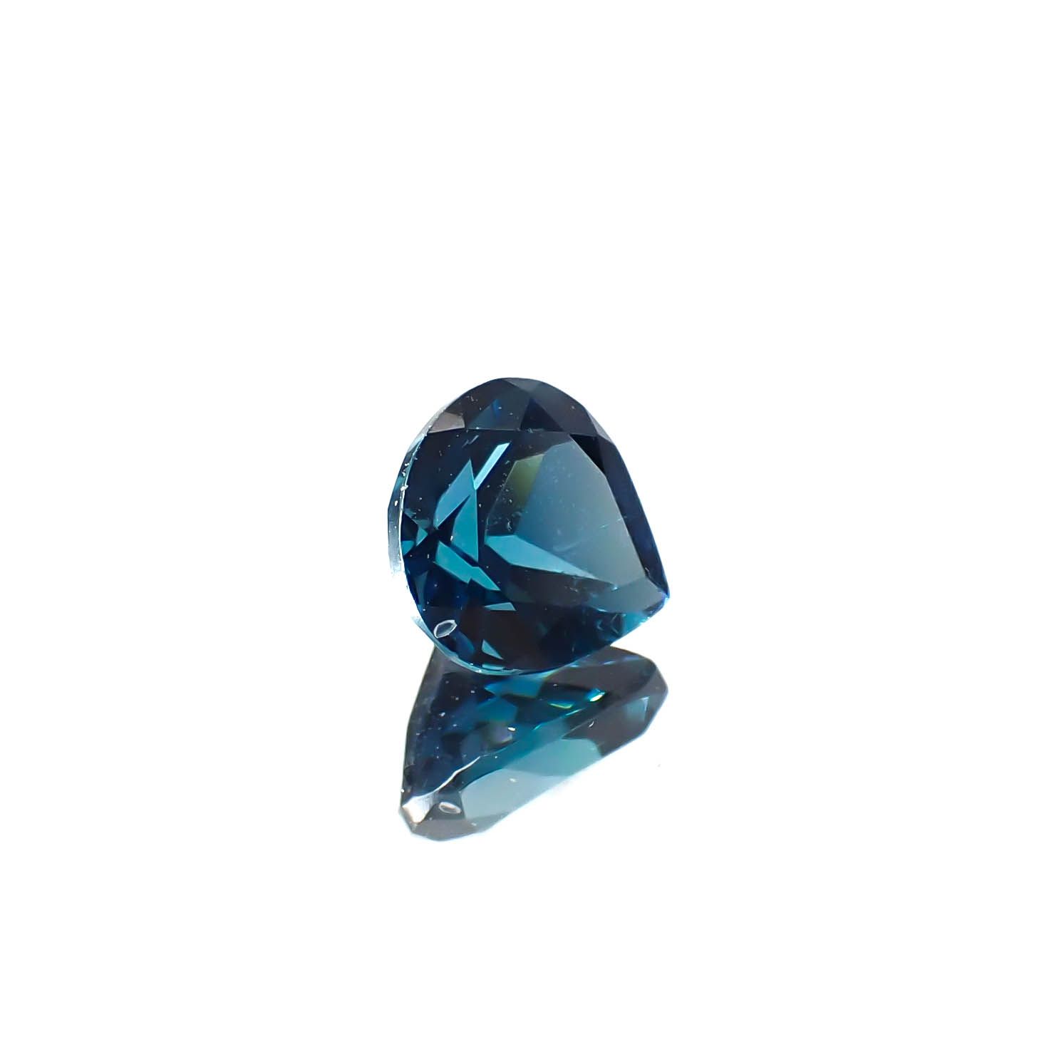 インディゴライト ブラジル産 0.52ct / 5.2x5.2mm前後 [250931099]