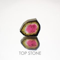 ウォーターメロントルマリン ブラジル産 原石・結晶 2.87ct[21019631]10.9×8.9mm前後