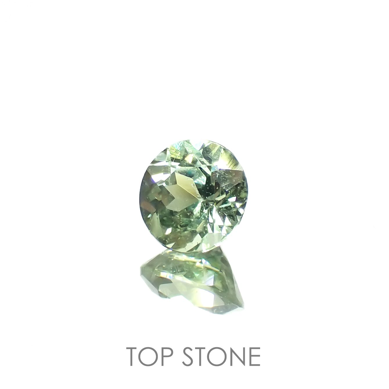 バナジウムコーネルピン(宝石名コーネルピン)タンザニア・タンガ州産 0.36ct 識別済[230320930]4.3x4.3mm前後