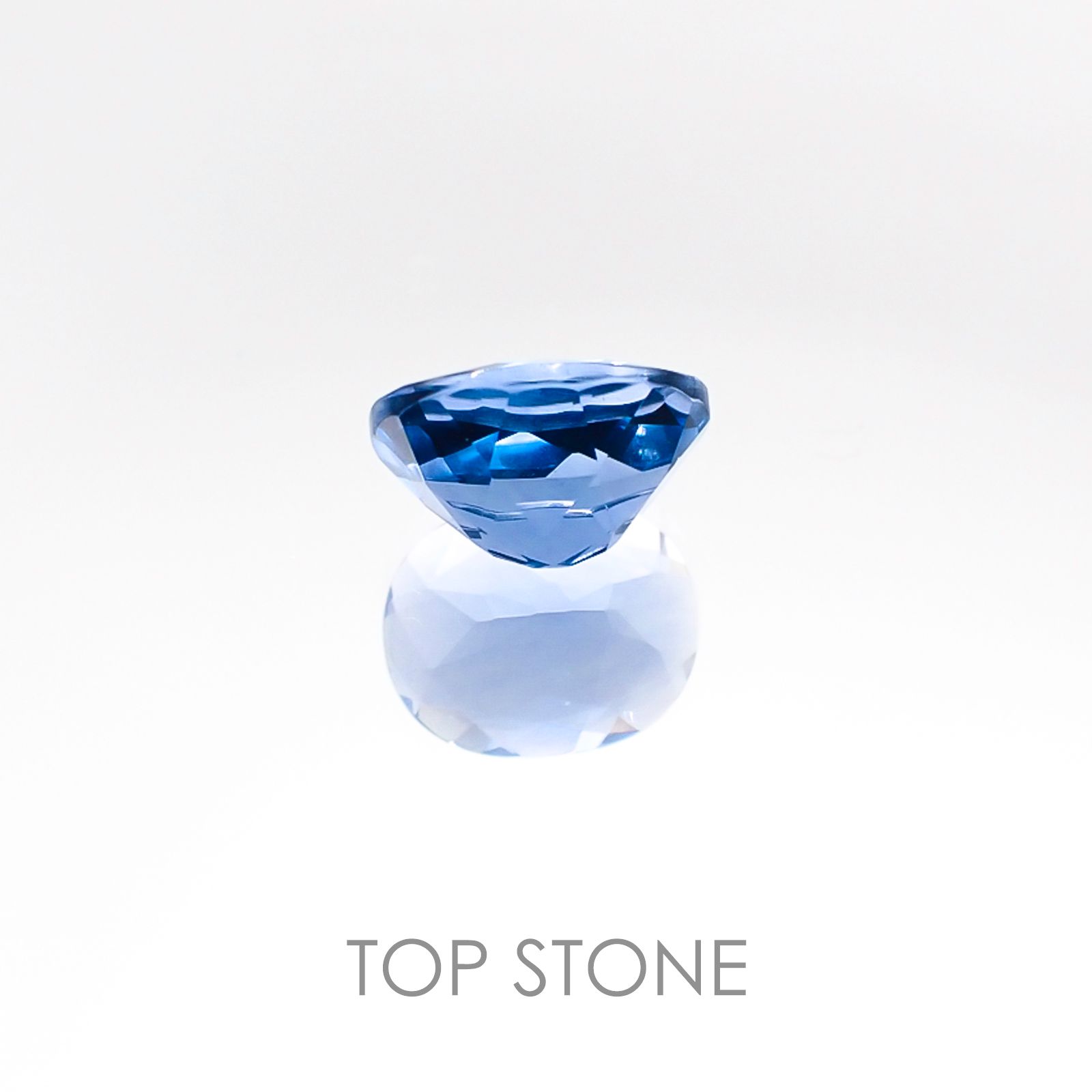 カラーチェンジフローライト ブラジル産 ルース 3.17ct[20106482]10.2×8.1mm前後