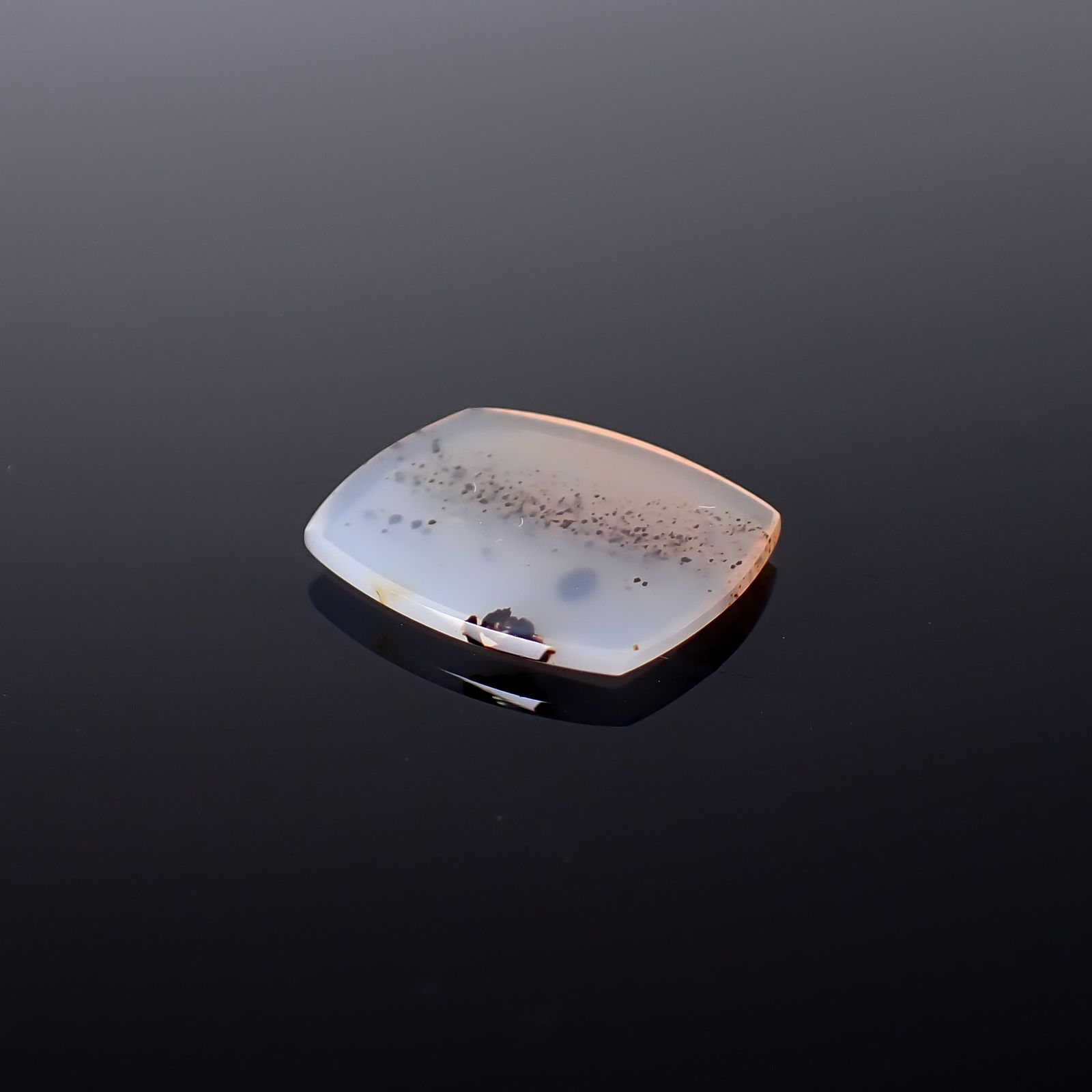 モンタナアゲート アメリカ・モンタナ州産 7.60ct / 19.5x16.8mm前後 [260832764]