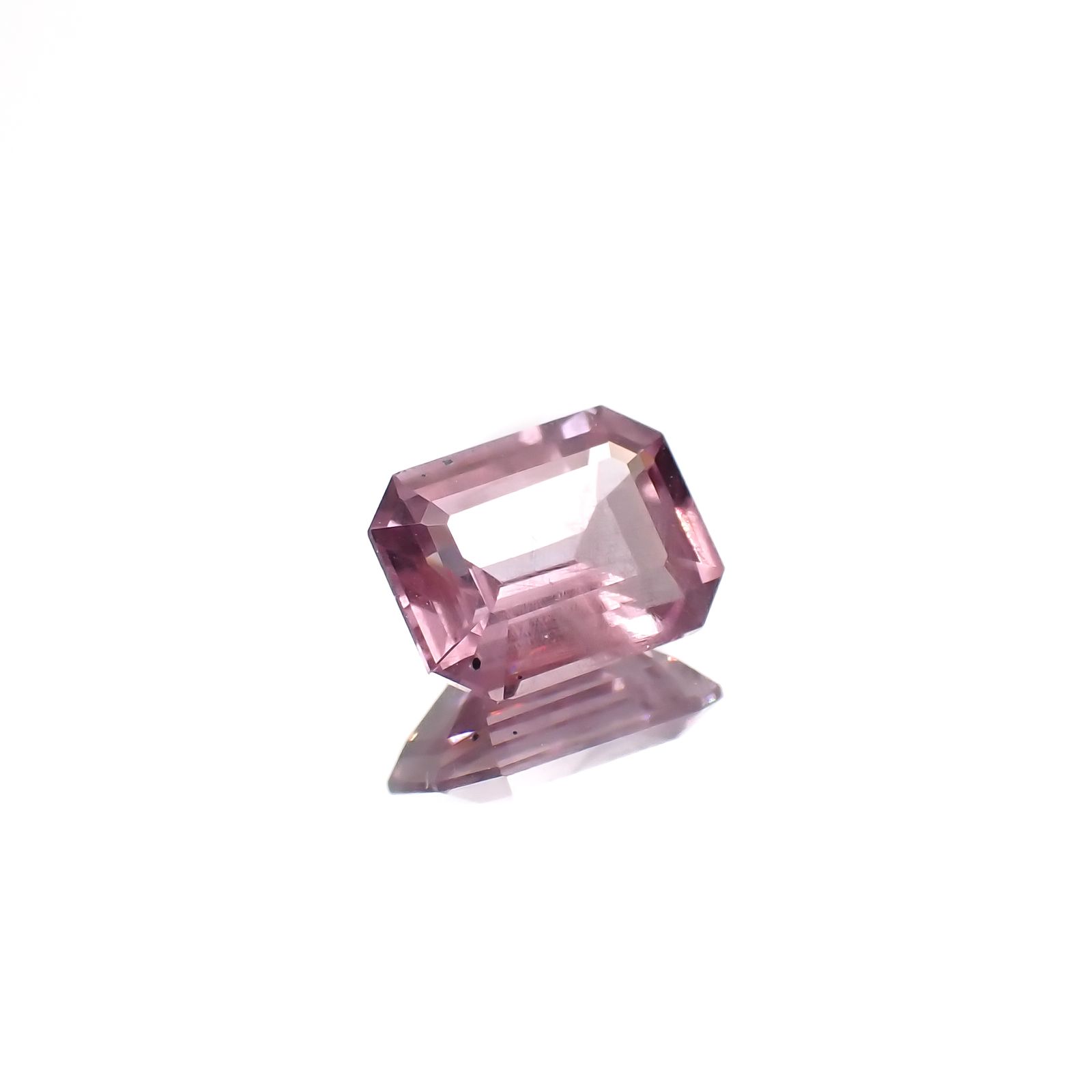 ドラゴンガーネット タンザニア産 1.37ct[231224546]7.3x5.6mm前後