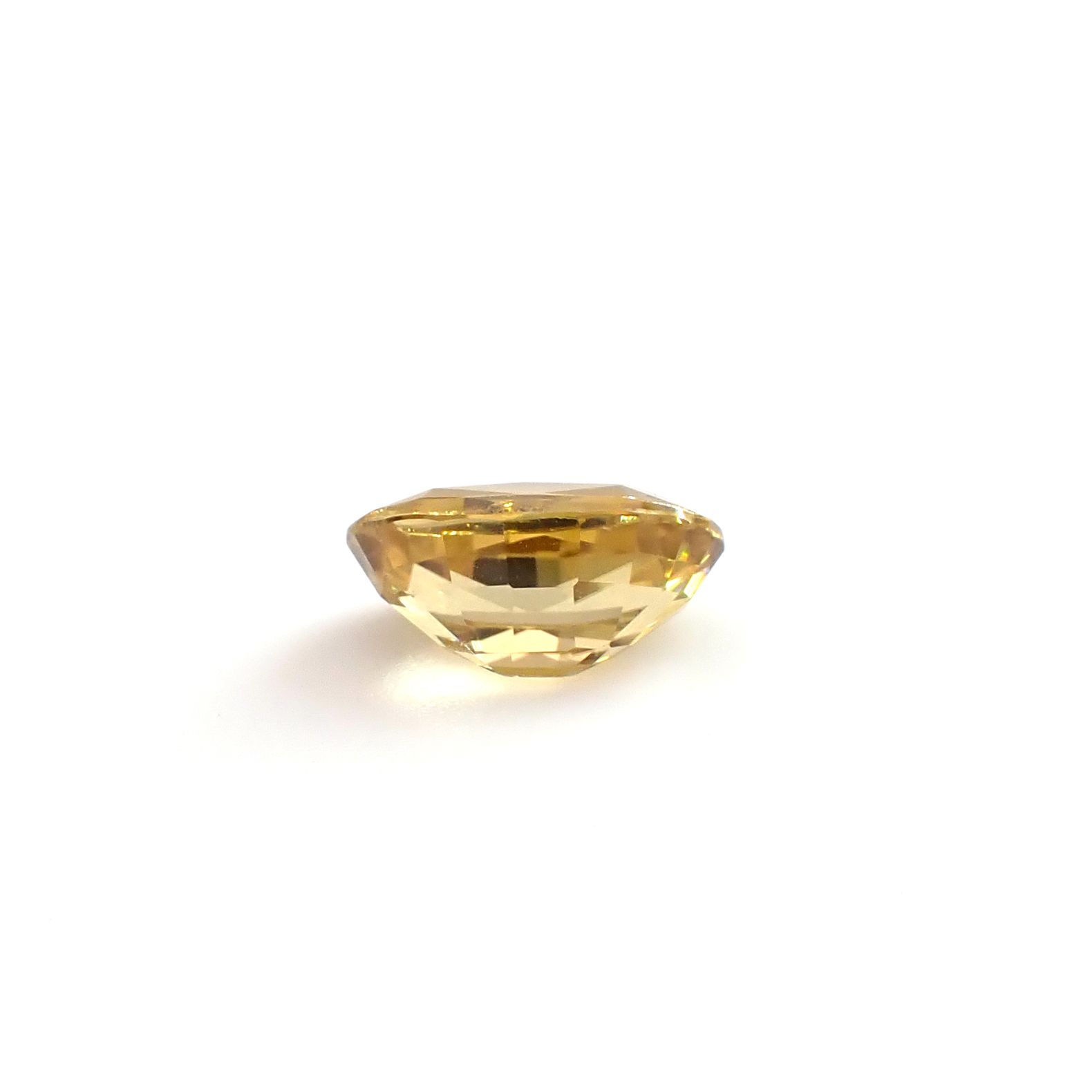 イエロージルコン スリランカ/カンボジア産 2.30ct / 9x5.5mm前後 [260932965]