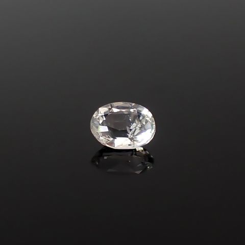 テネブレッセンススキャポライト アフガニスタン産 0.25ct / 4.7x3.6mm前後 [260432044]