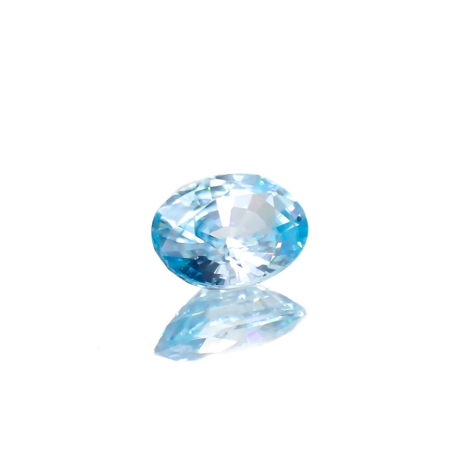 バイカラーブルージルコン カンボジア産 1.73ct[230320984]7.9x5.9mm前後