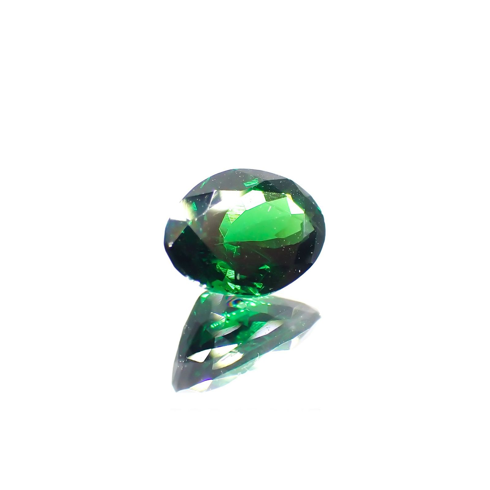 ツァボライト(宝石名グリーン グロッシュラー・ガーネット) タンザニア産 ソ付(彩珠) 1.209ct / 7.5x5.4mm前後 [21069914]