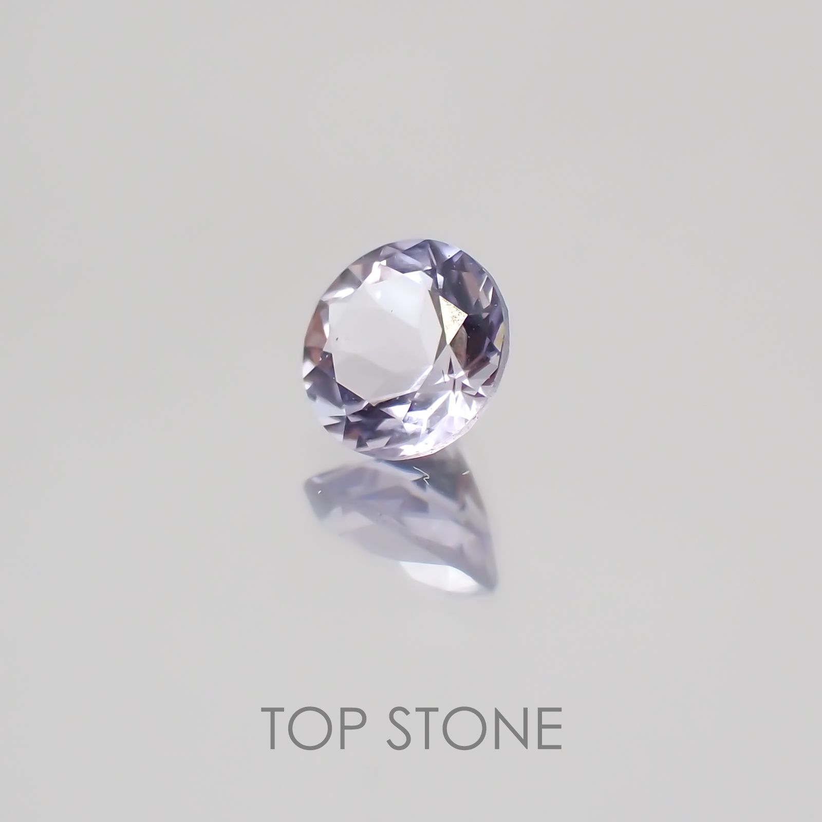 パープルスキャポライト(マリアライト) スリランカ産 ルース 0.21ct[21019561]4.2×4.2mm前後