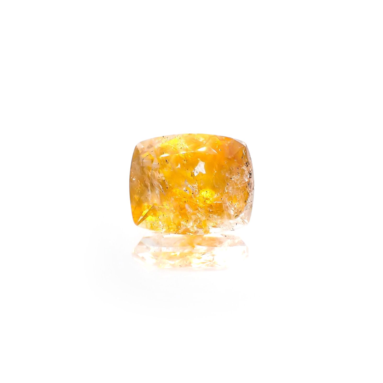 オーロラクォーツ ブラジル・ミナスジェライス産 13.95ct / 17x13.8mm前後 [220114357]