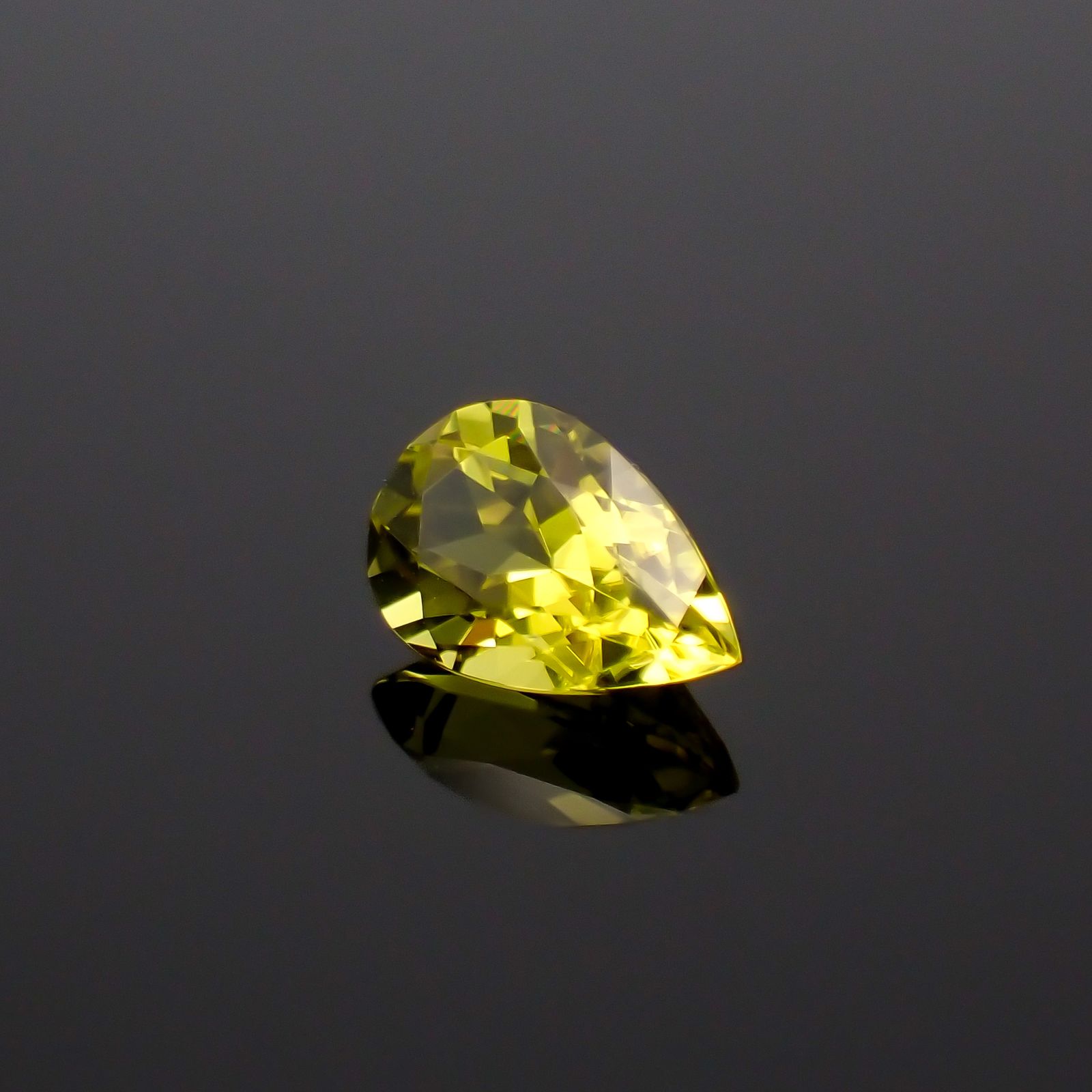 カナリートルマリン ザンビア・カナリー鉱山産 0.86ct[230823134]8x5