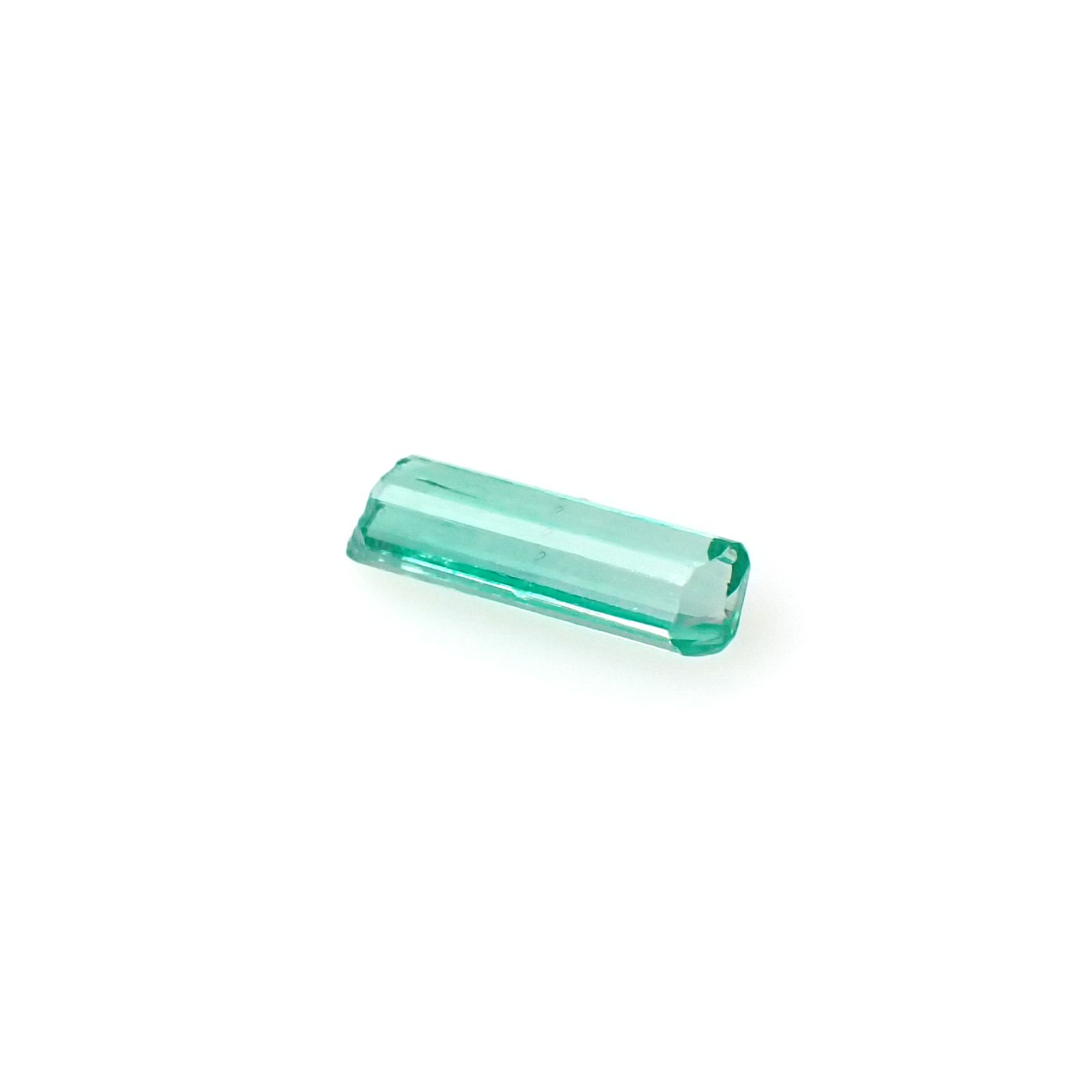 エメラルド柱状結晶 原石 コロンビア産 1.10ct[240427255]10.5x3.2mm前後