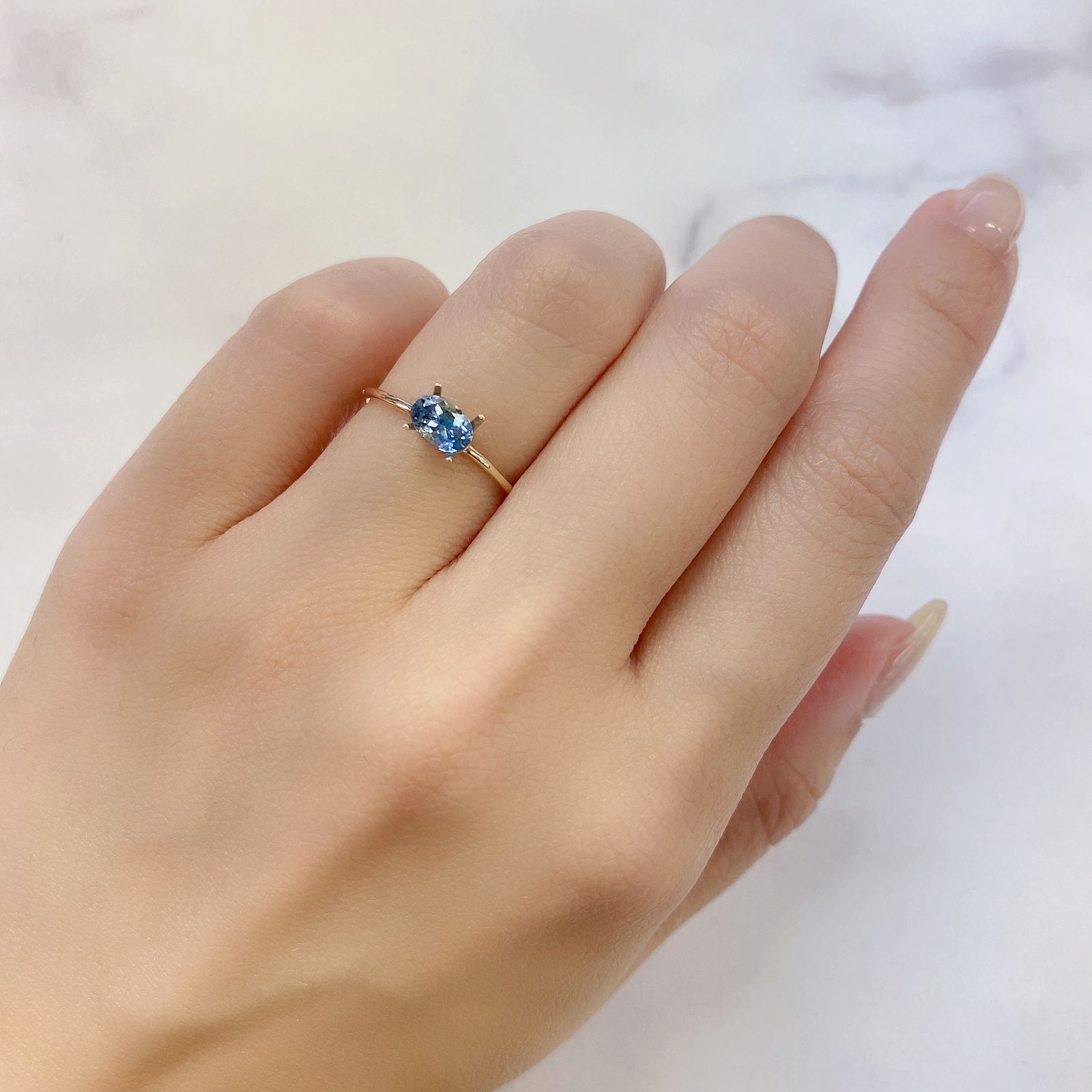 サンタマリアアクアマリン(宝石名アクアマリン) ブラジル産 0.445ct ソ付(彩珠)[210812637]6×4mm前後
