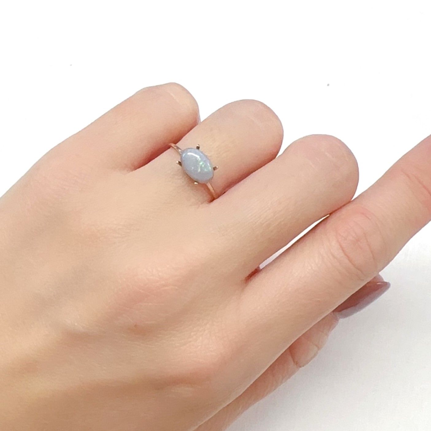 ブラックオパール オーストラリア産 0.88ct[240125282]8.7x5.8mm前後 | TOP STONE(トップストーン)