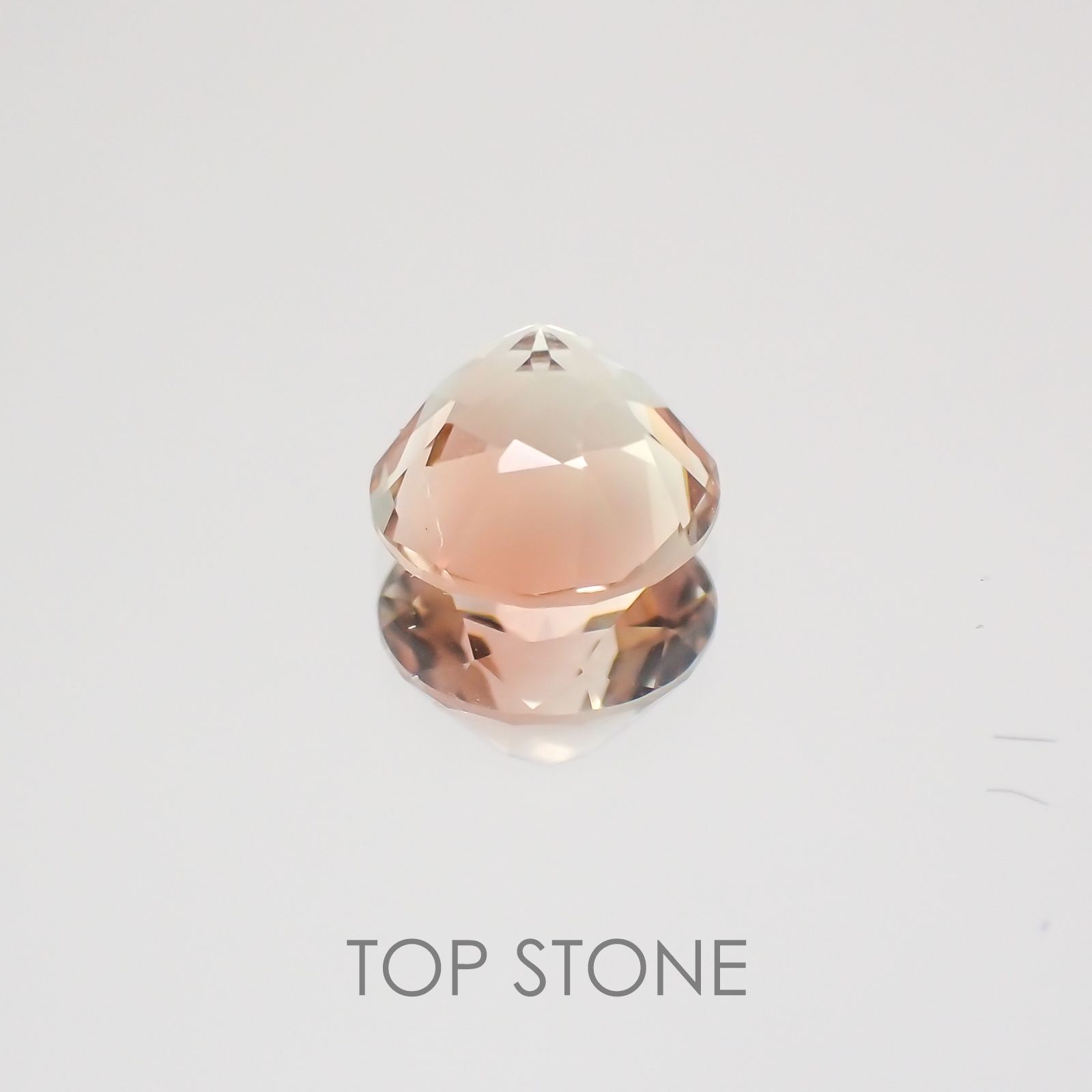 オレゴンサンストーン アメリカ産 ルース 0.81ct[21048891]5.8×5.8mm前後