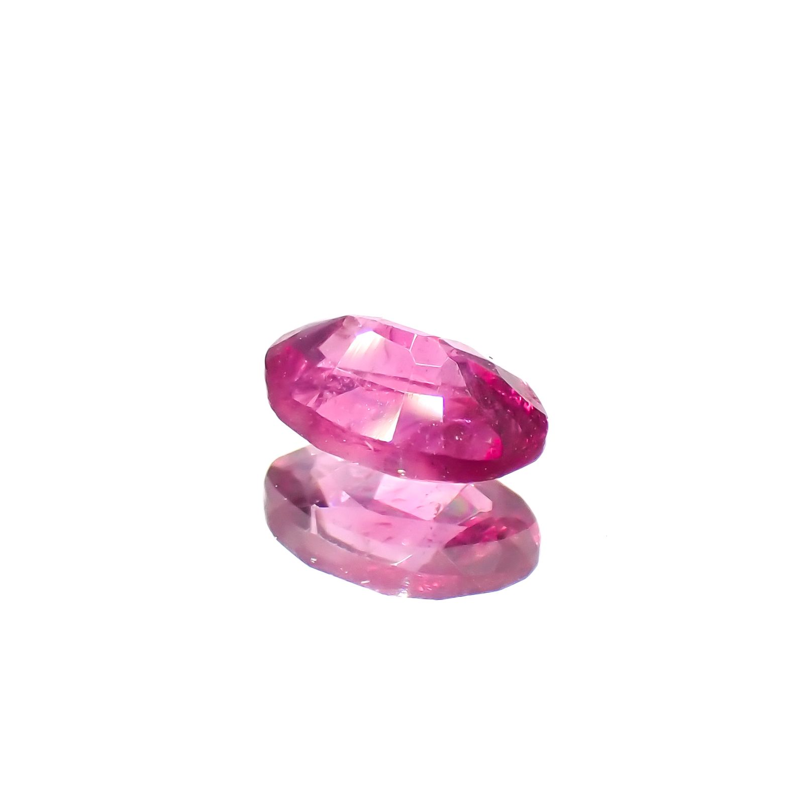 ウィンザーサファイア タンザニア・ウィンザー産 0.31ct[230421405]4.9x3.1mm前後