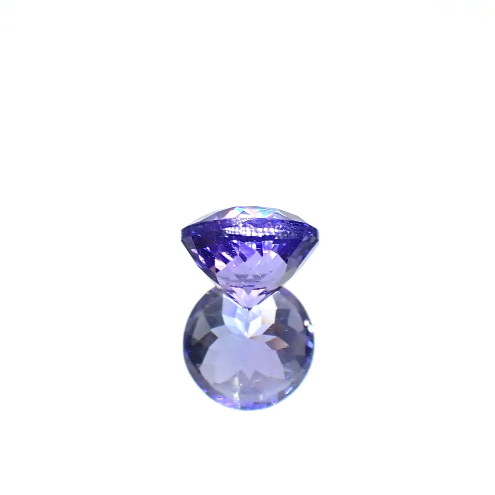 タンザナイト(宝石名タンザナイト)タンザニア産 識別済 1.62ct / 7x7mm前後 [251031240]