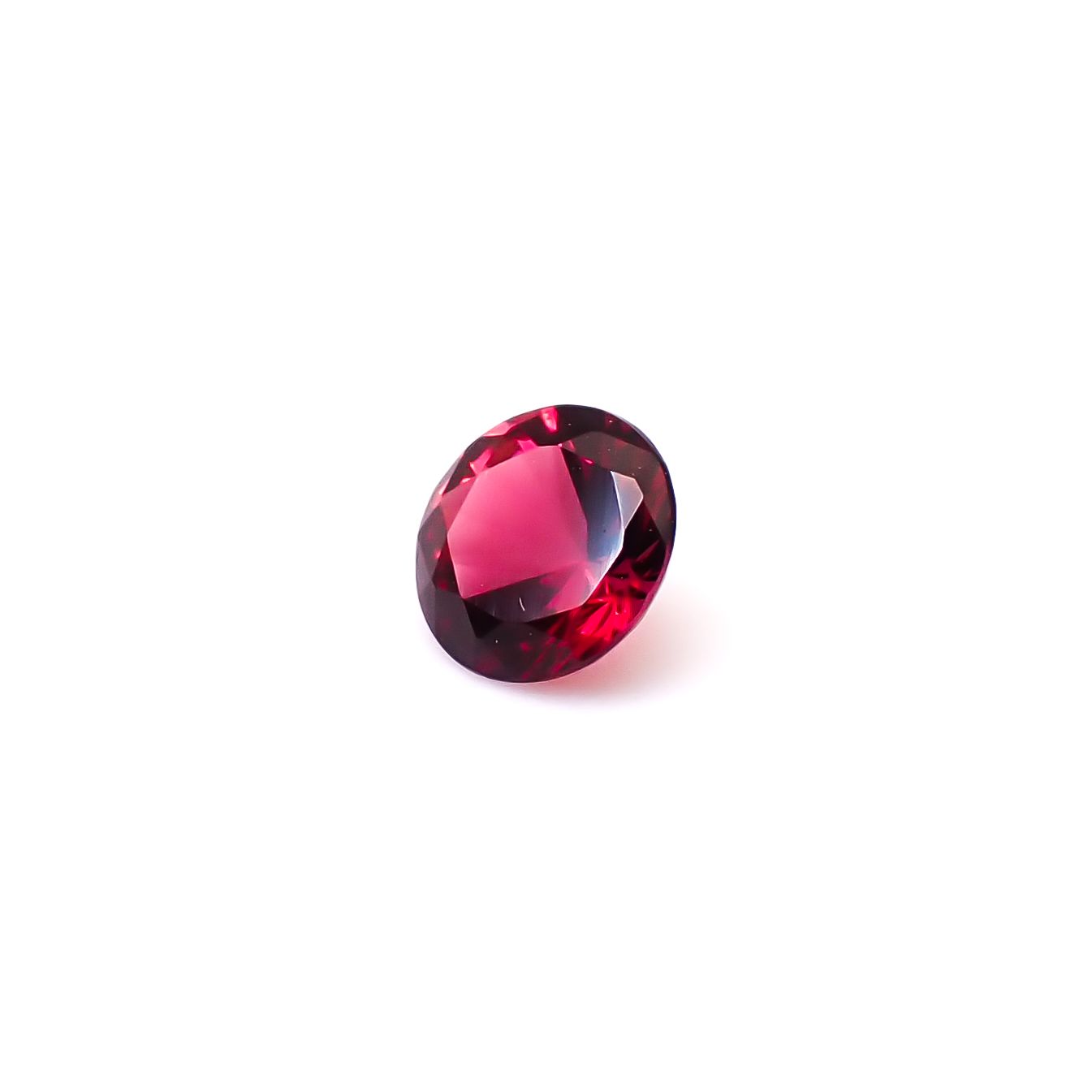 レッドスピネル タンザニア産 0.23ct / 3.8x3.8mm前後 [260732558]