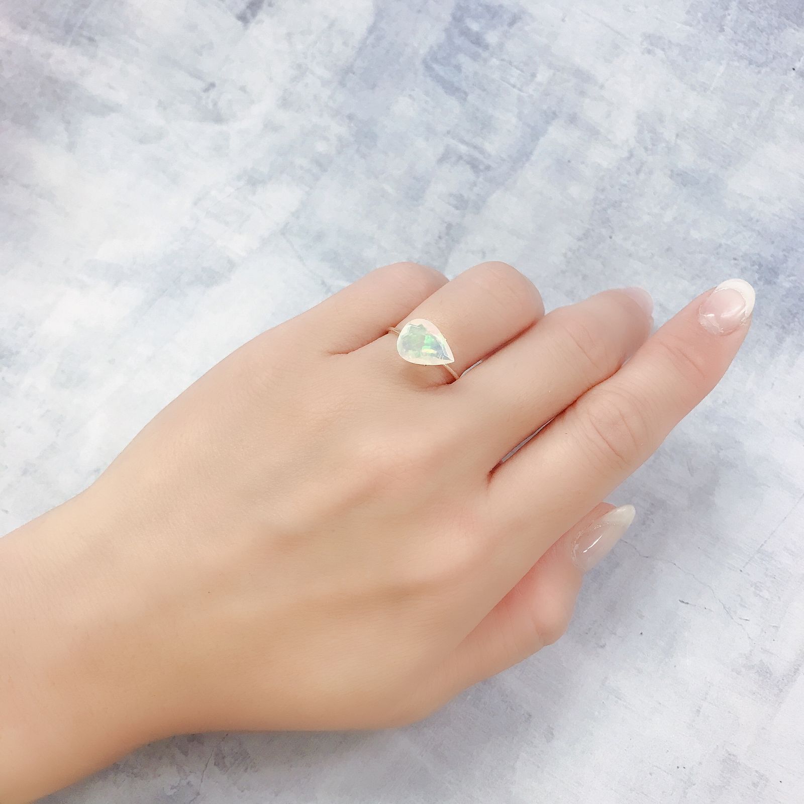 エチオピアオパール(宝石名オパール)エチオピア産 1.45ct 識別済[220717032]11.3x8.4mm前後