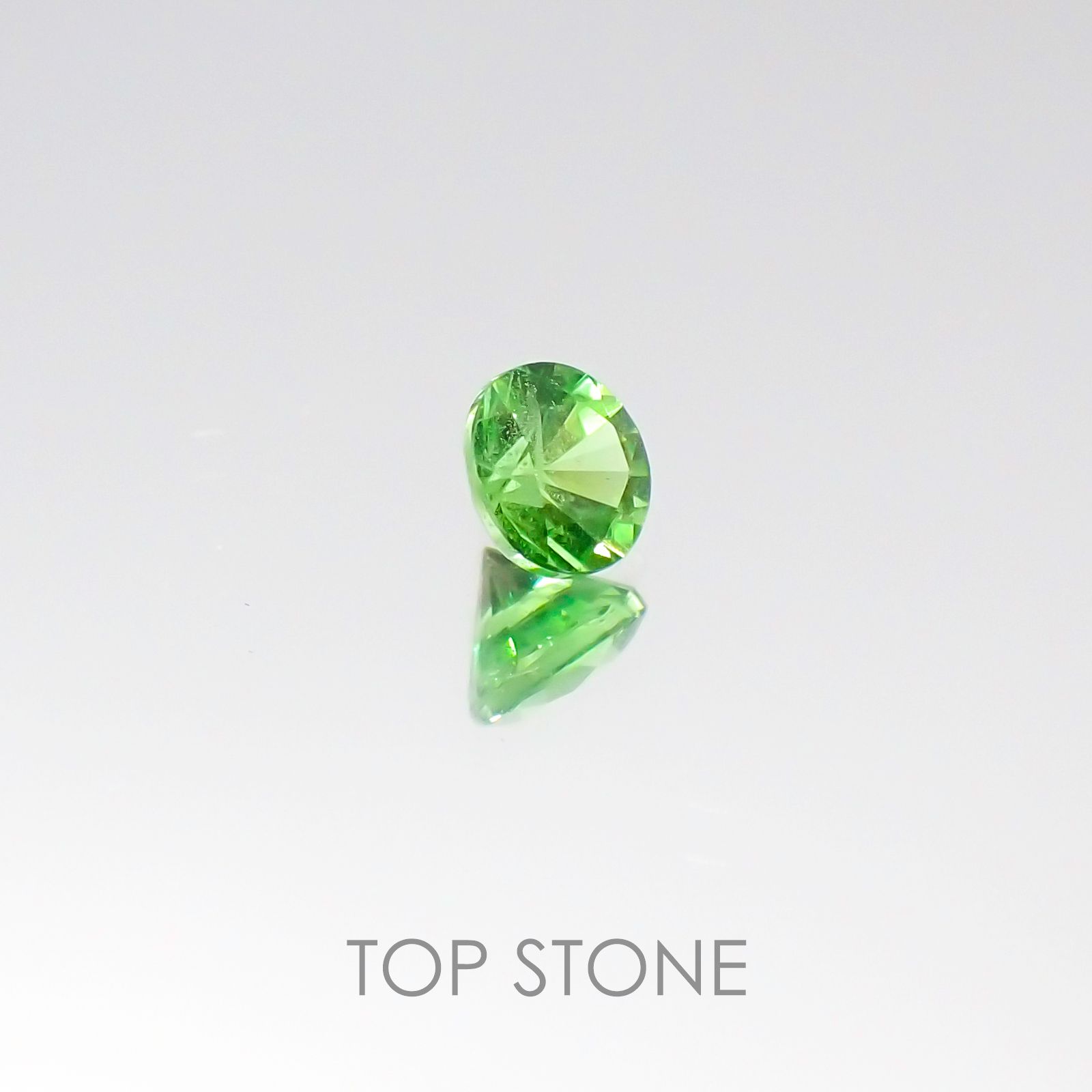 ミントガーネット ケニア産 ルース 0.31ct[20096109]3.8×3.8mm前後