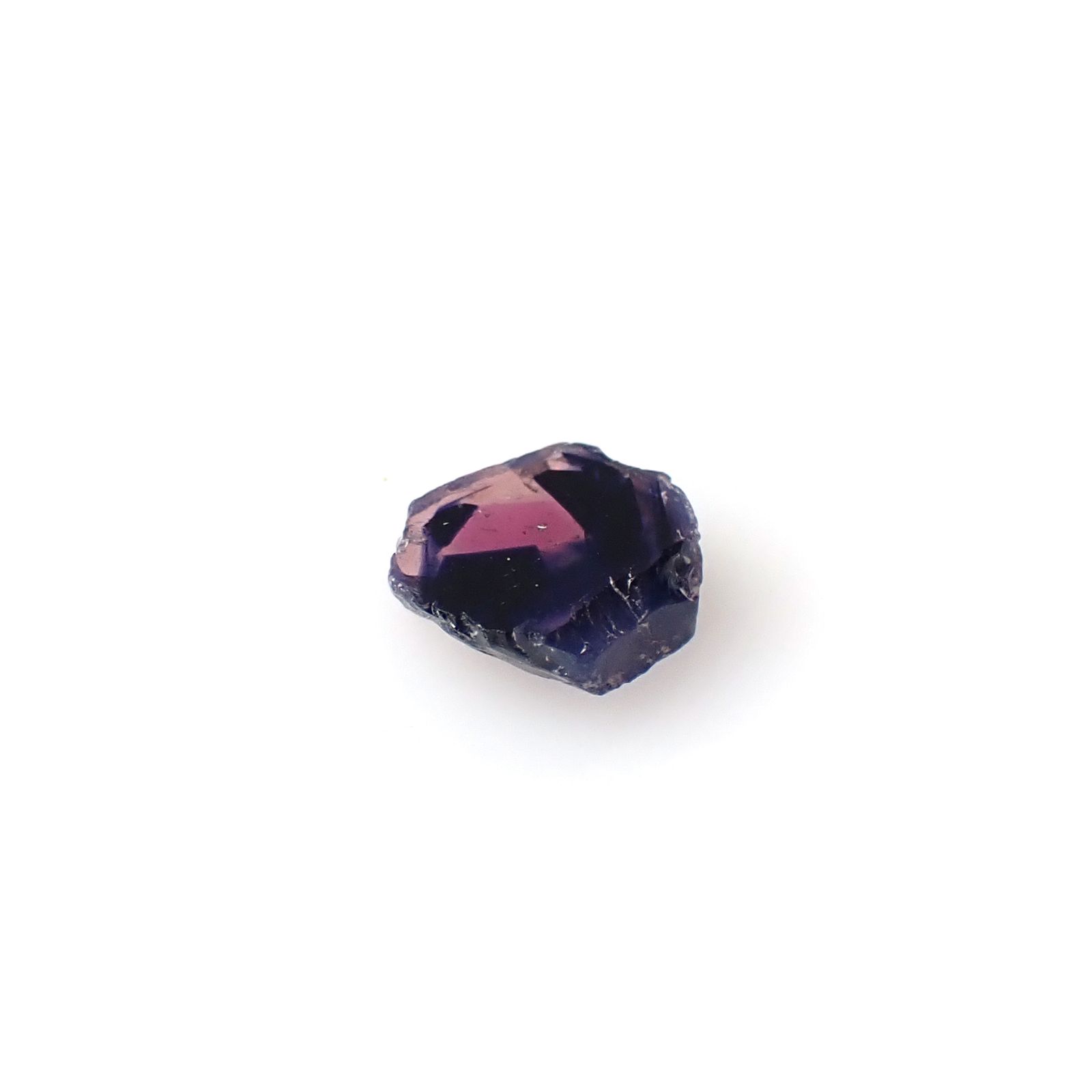 ウィンザーサファイア原石スライス タンザニア・ウィンザー産 0.70ct [250730832]5.4x5.6mm前後