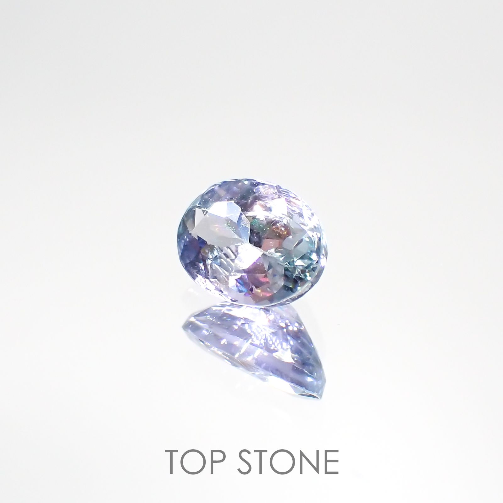 バイカラータンザナイト(ゾイサイト) タンザニア産 ルース 0.96ct[210812653]7.2×5.3mm前後
