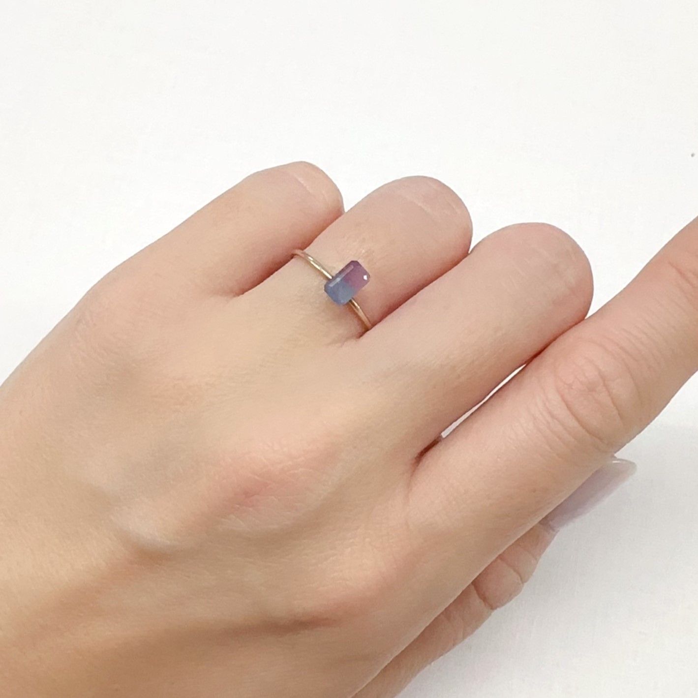 バイカラーパライバトリマルン 非加熱(宝石名トルマリン/別名パライバ・トルマリン)ブラジル産 0.55ct GIA鑑付[231224814]6.26x3.83mm前後