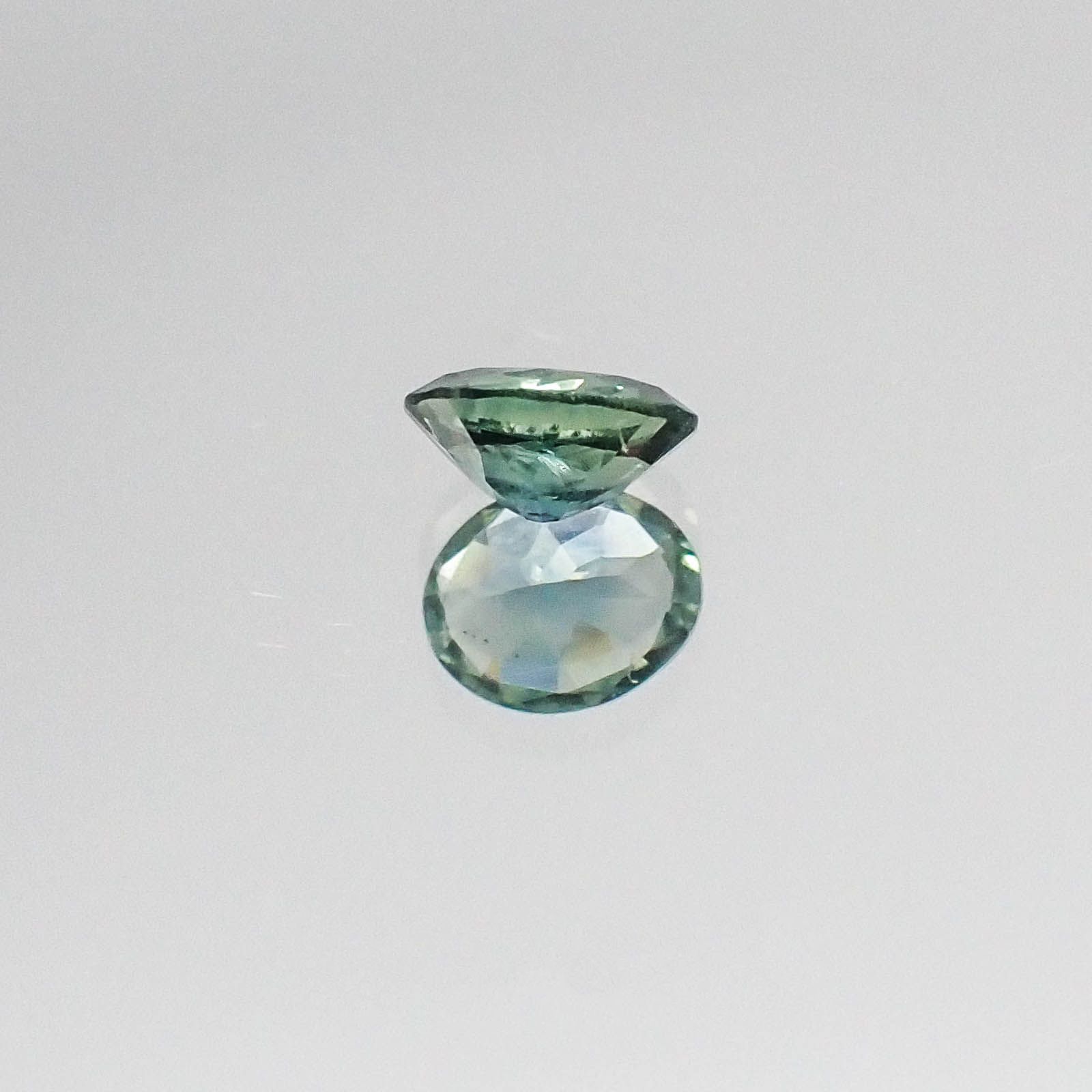 モンタナサファイア アメリカ産 ルース 0.38ct[20073894]5×4mm前後